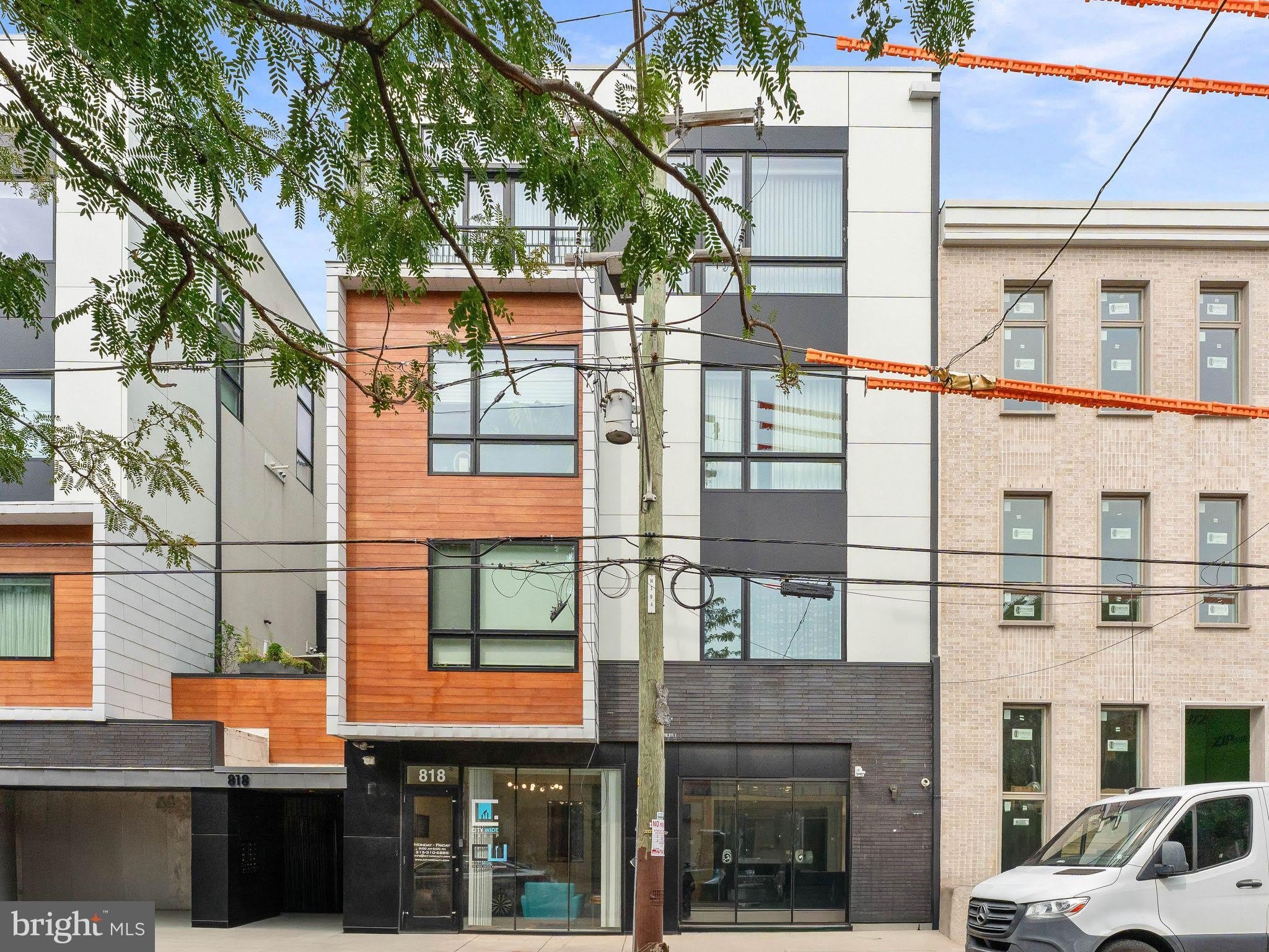818 N 4TH Street – photo 1