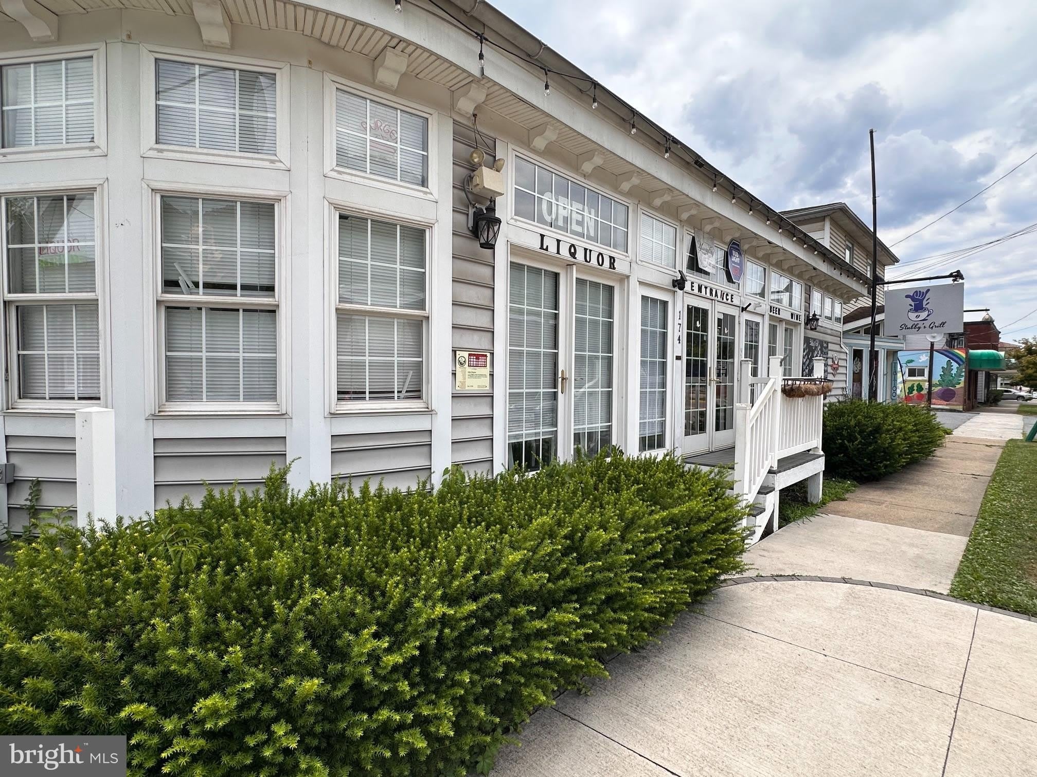 174 N WASHINGTON Street – photo 3