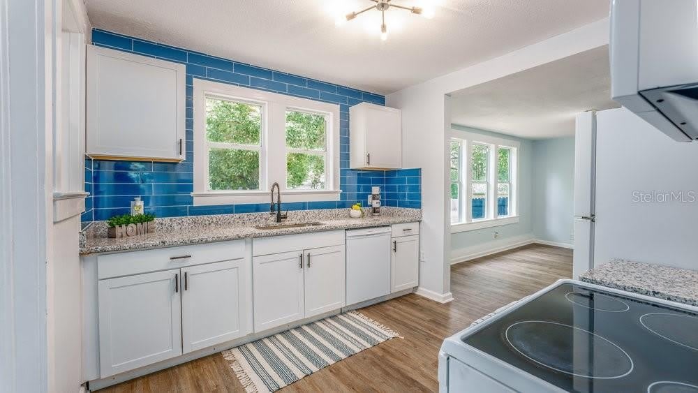 912 E CAROLINA AVE – photo 5