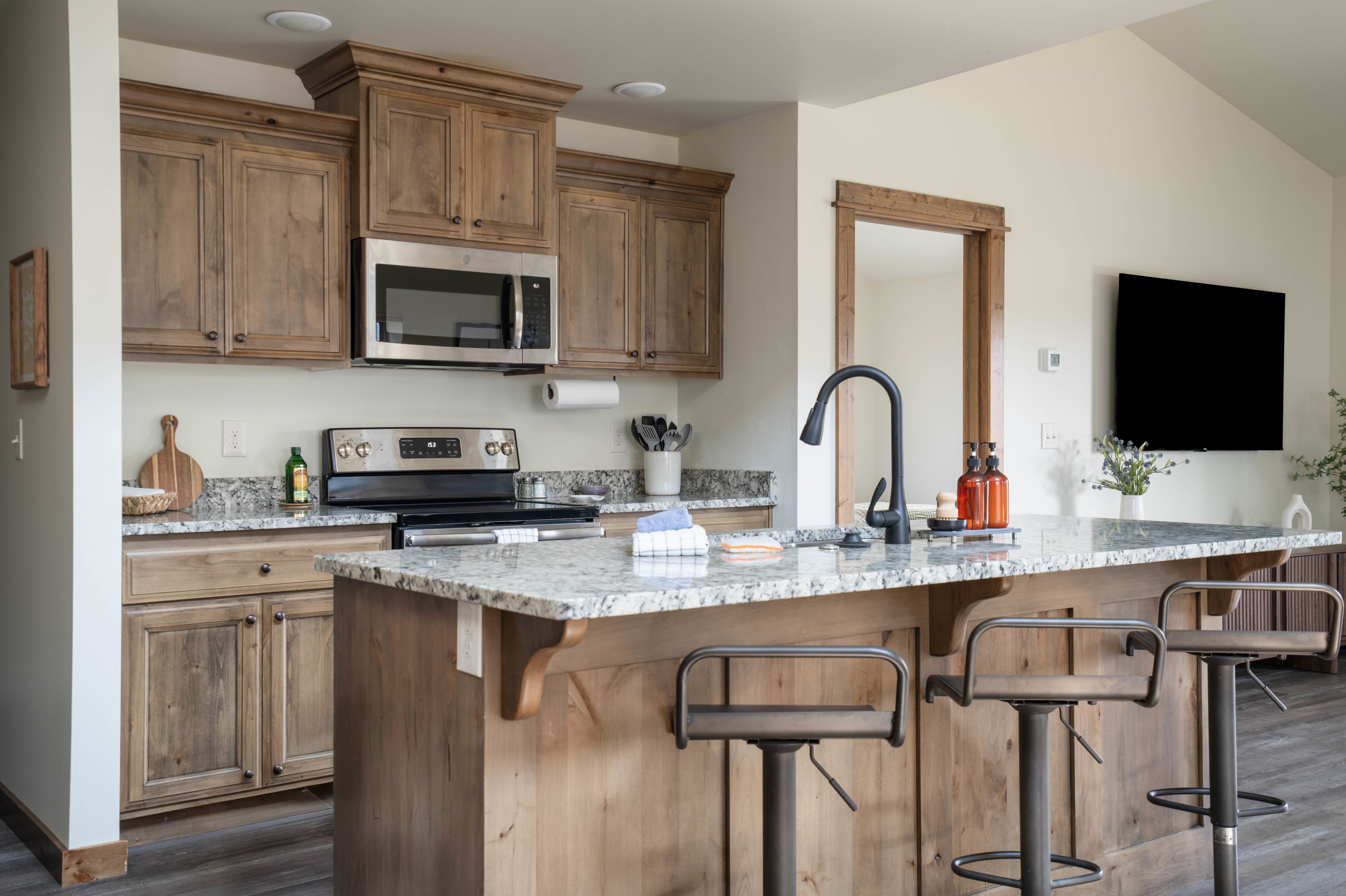 1226 Ryun Sun Way – photo 4