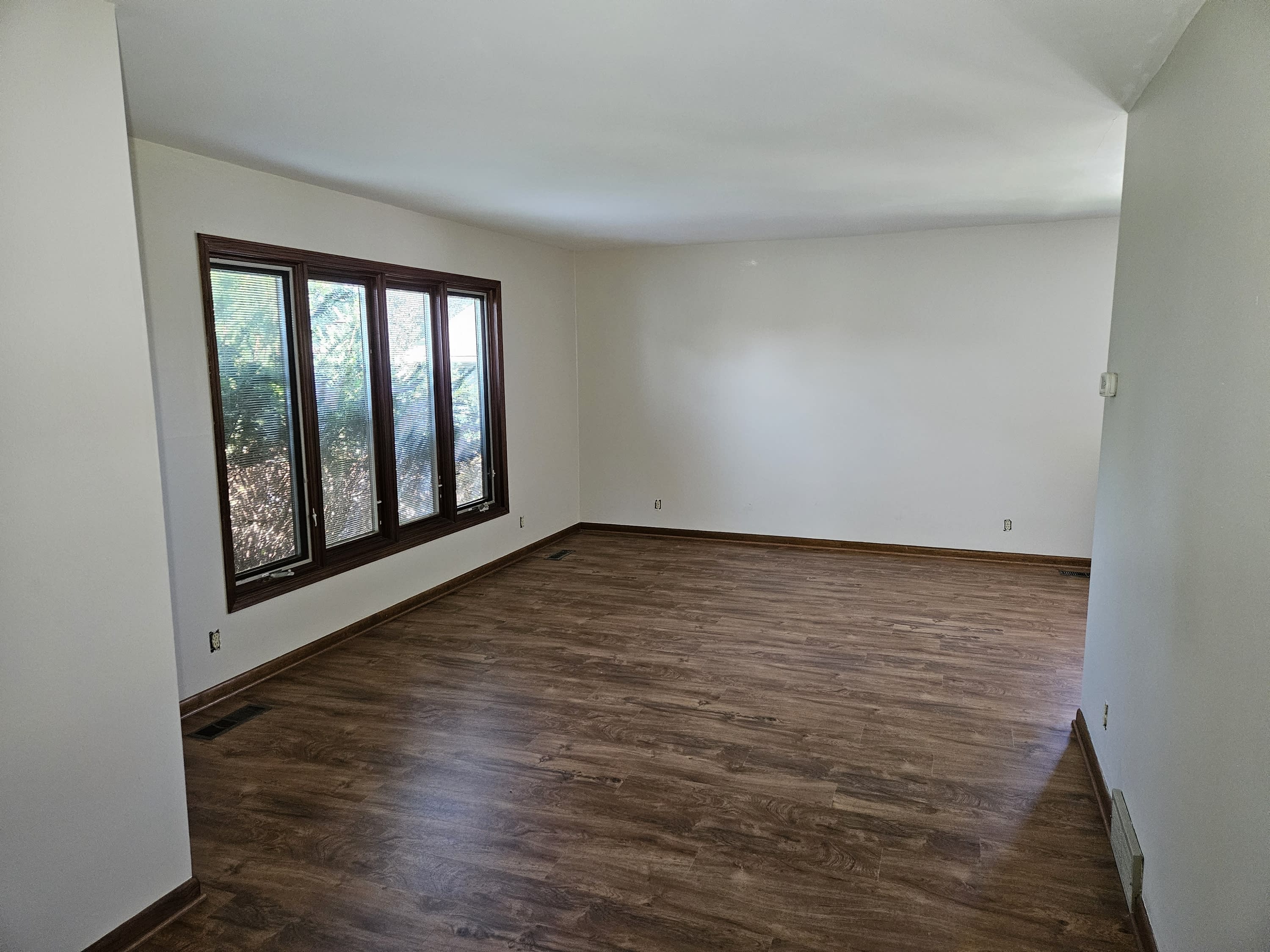 2216 East 8th Street – photo 5