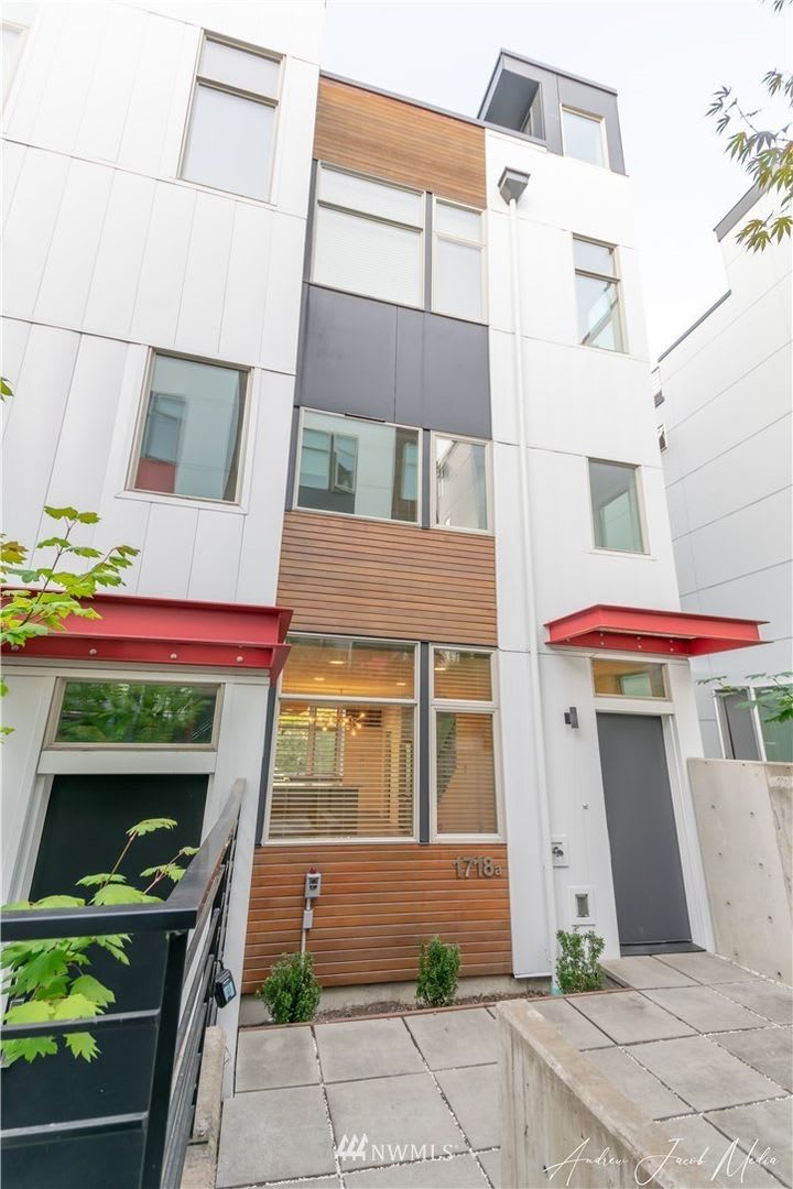 3Bd/2.5Ba Seattle Townhome – photo 3