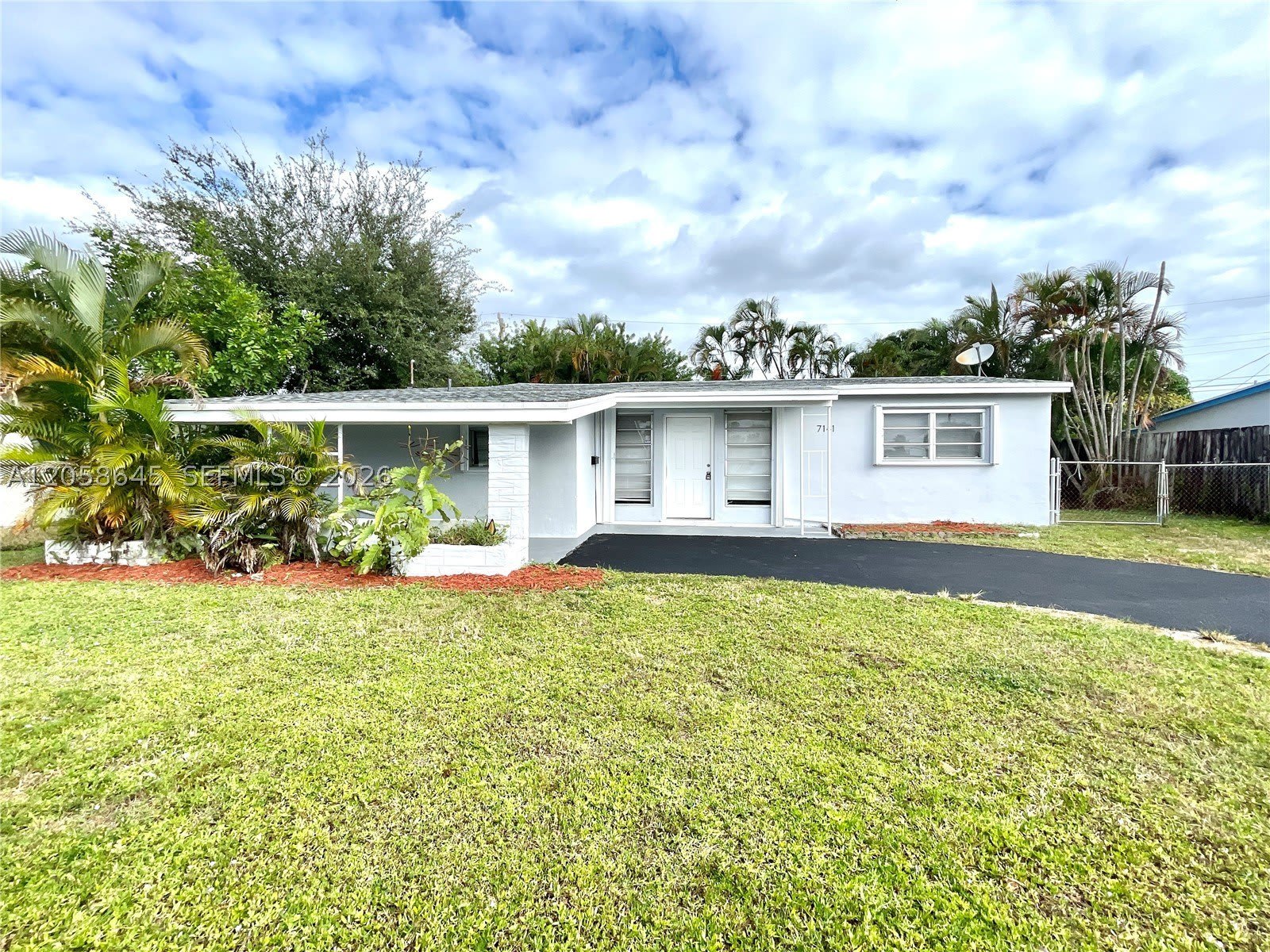 7141 Wilson St – photo 1
