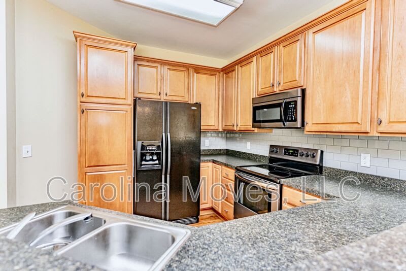 302 Waycross Lane – photo 5