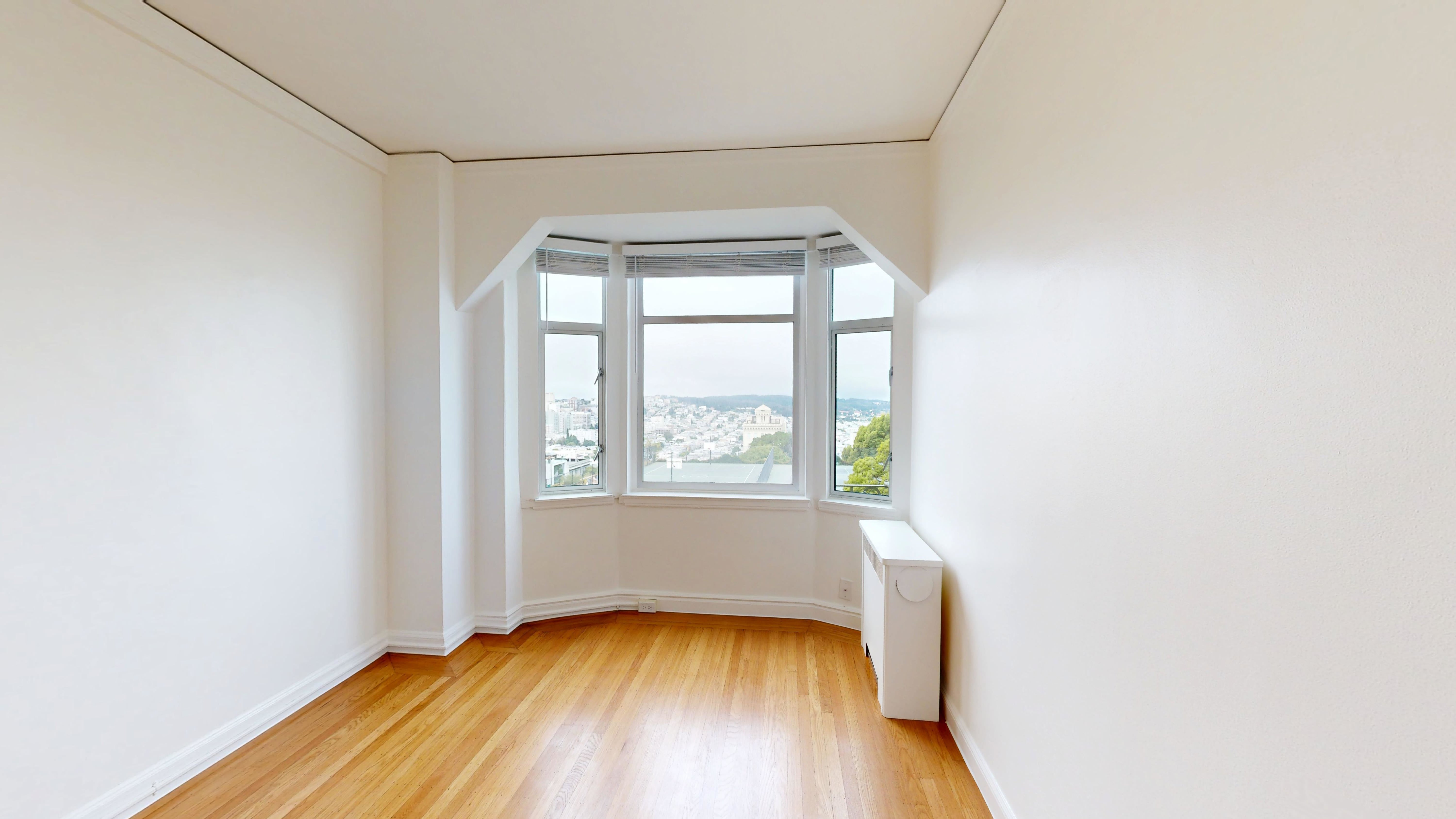 2238 Hyde Street – photo 3