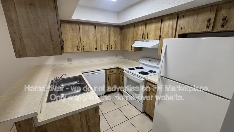 3201 Bloomingdale Villas Ct – photo 5