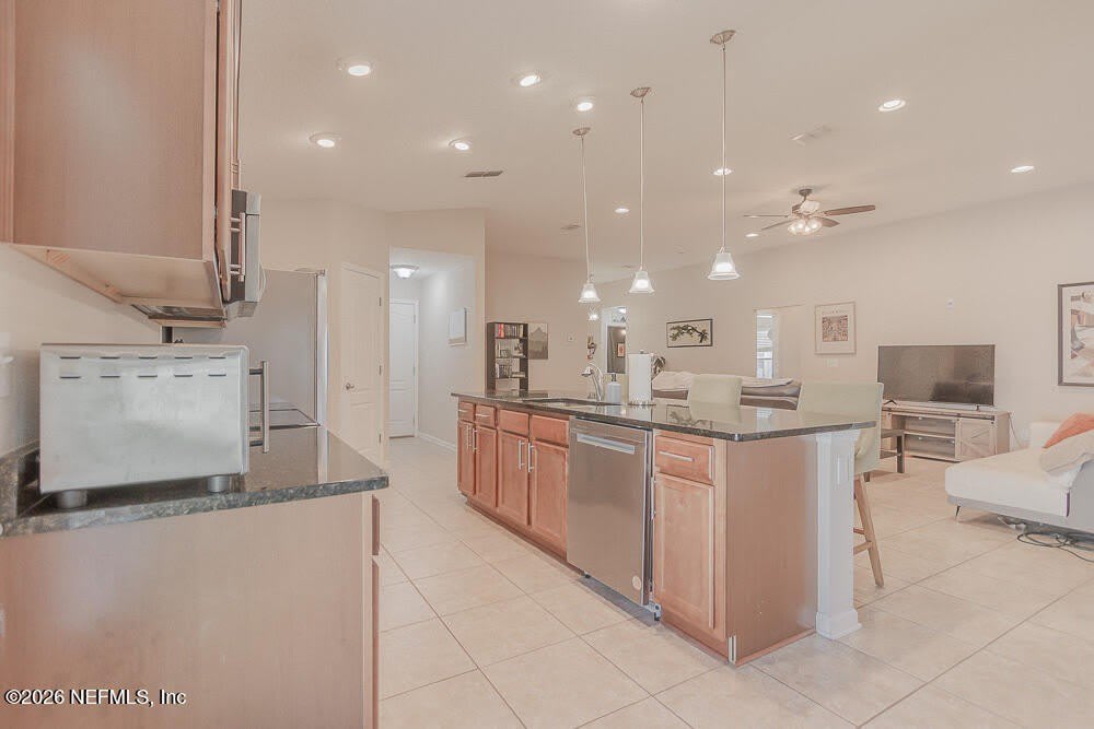 15816 TWIN CREEK Drive – photo 3