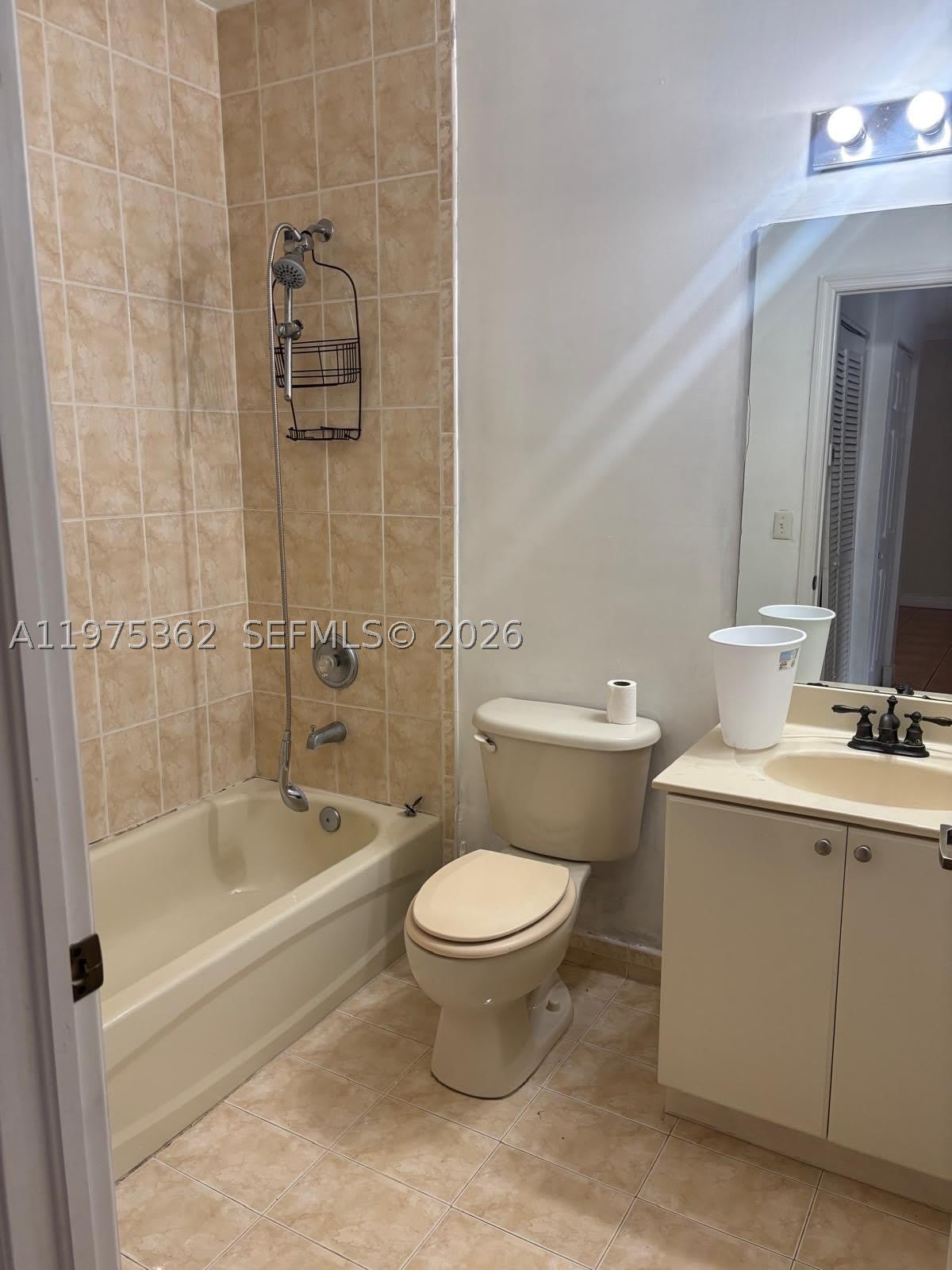 371 Ne 26Th Ter – photo 5
