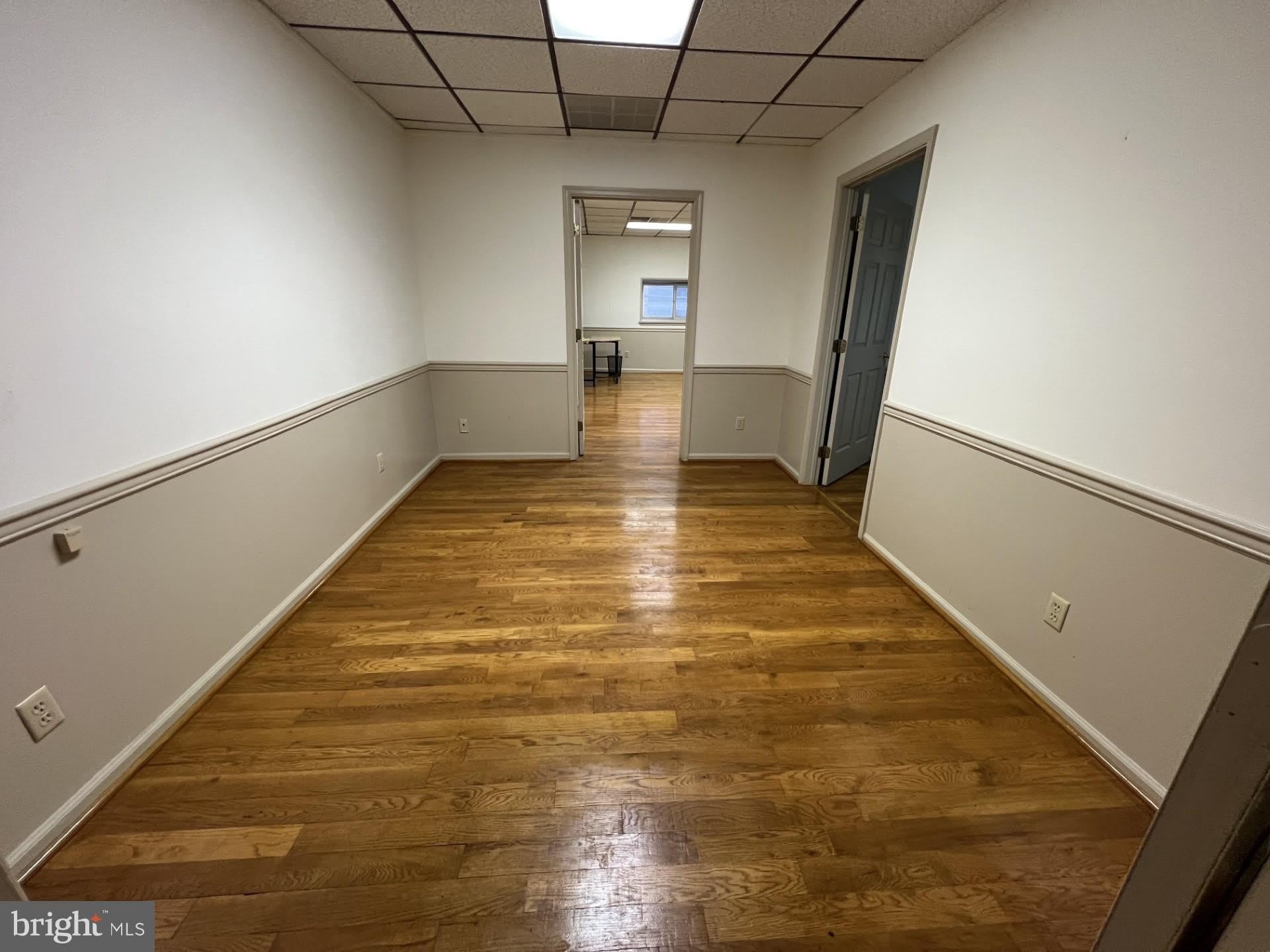 139 W MARKET Street – photo 5