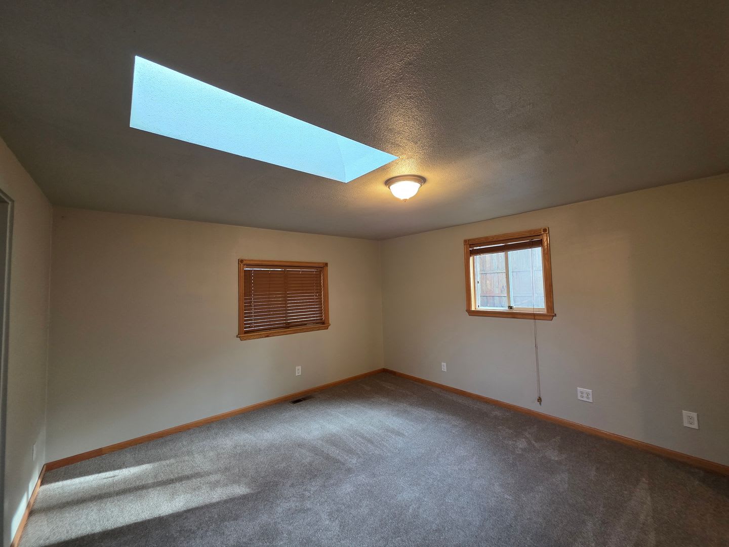 4 Bedroom/3 Bath House Including a Mother-in-Law Suite – photo 5