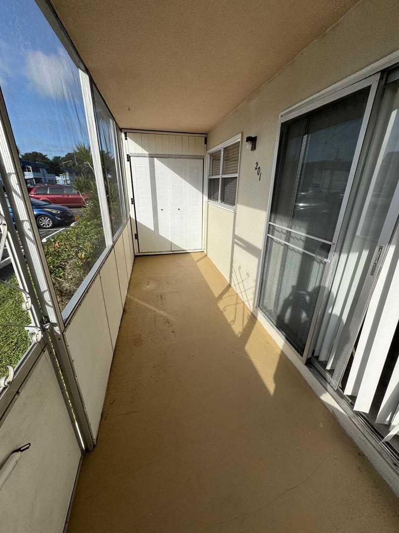 55 + Community KINGS POINT BRITTANY CONDOS 2 bedroom 2.5 Bath. – photo 5