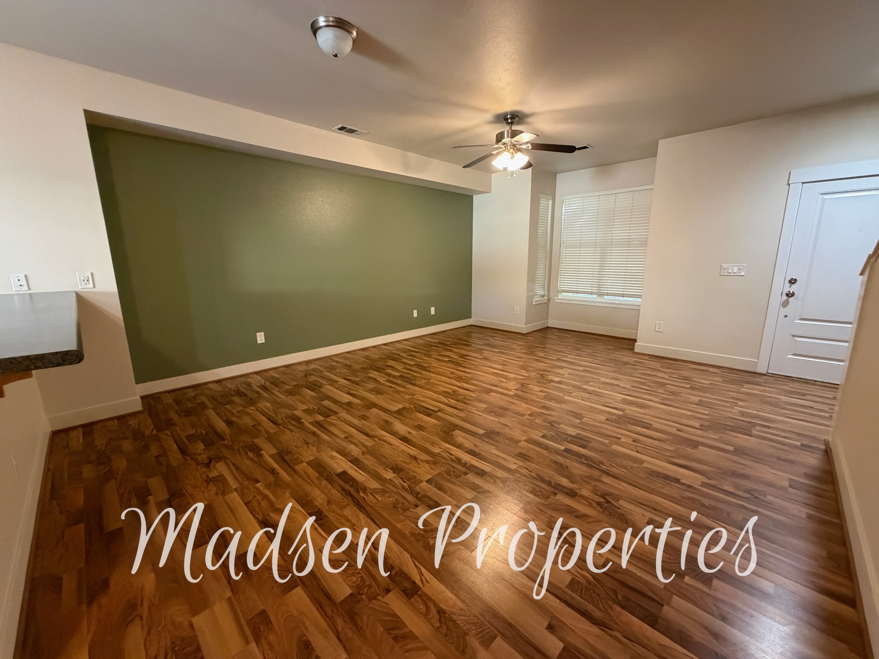2188 Nord Ave – photo 3