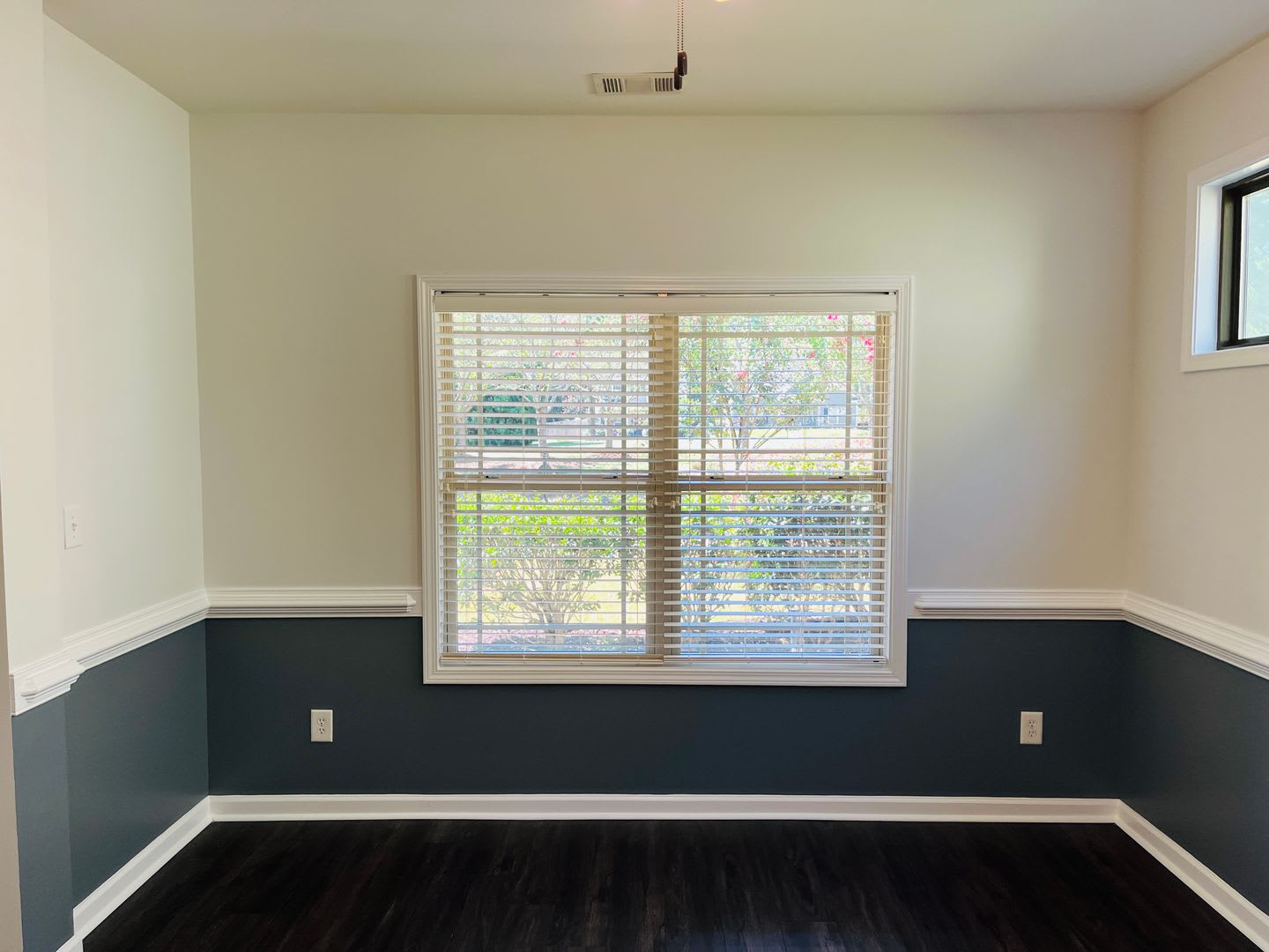 WOW! Newly renovated 4 bedroom 3 bathroom home in Newnan! Must See! – photo 4