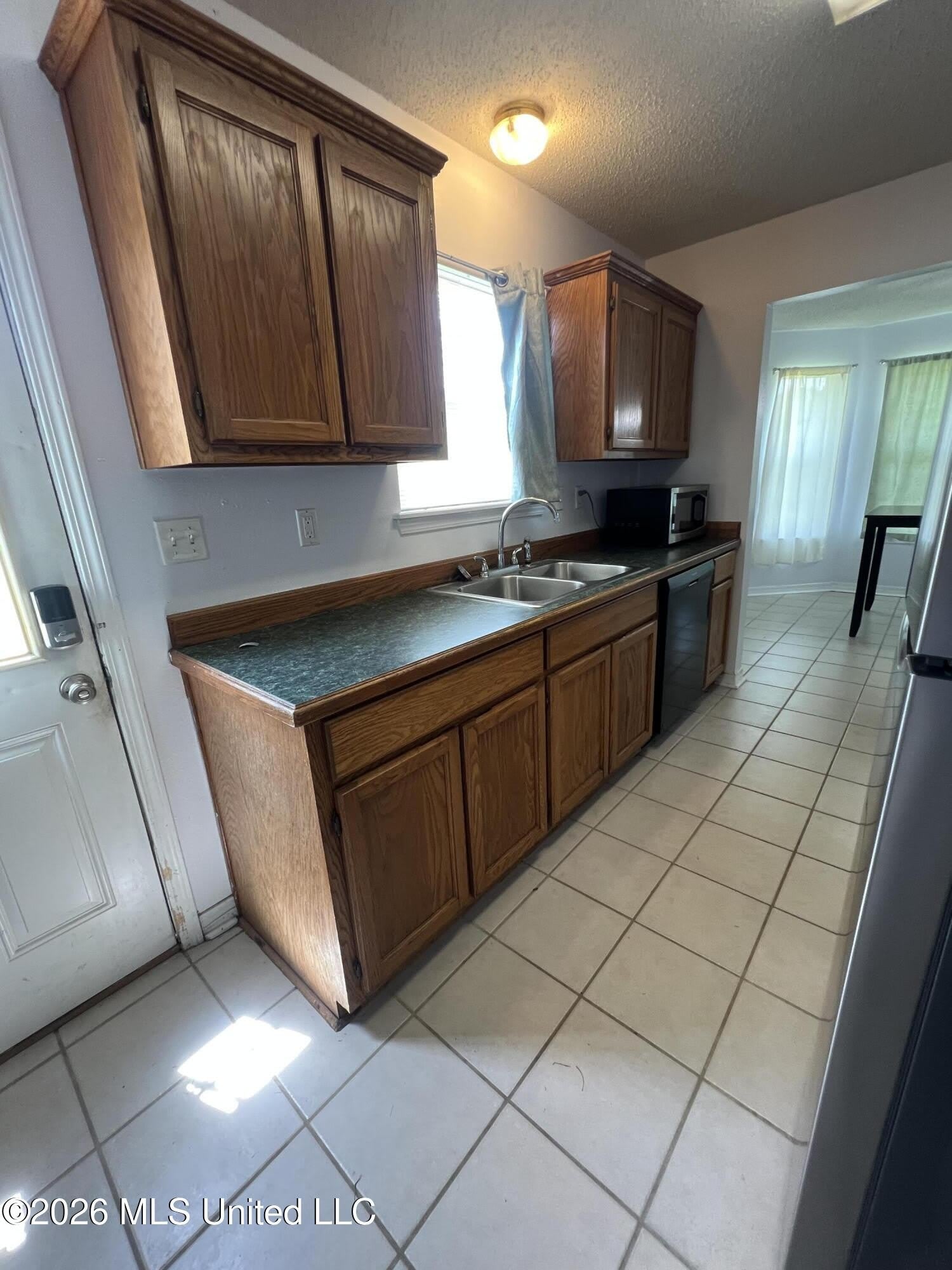 501 Woodward Drive – photo 5