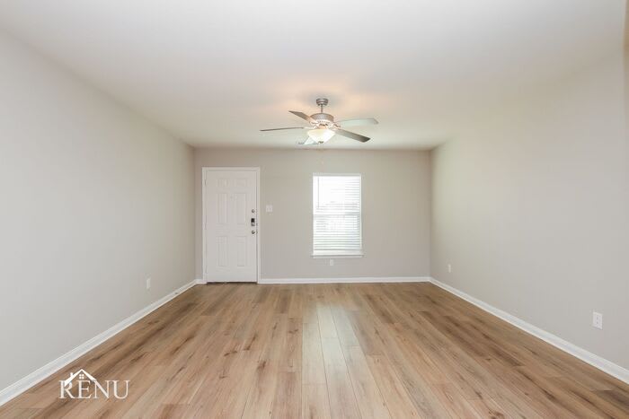 300 Sunnymeade Lane – photo 5