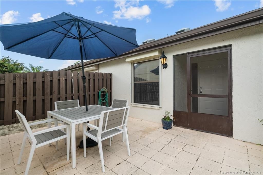 1544 SW Silver Pine Way – photo 2