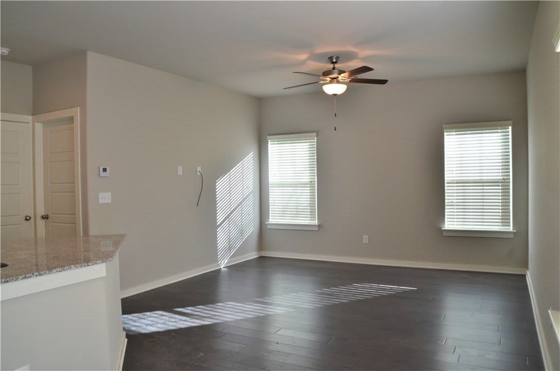 2413 SW Arbor Road – photo 2
