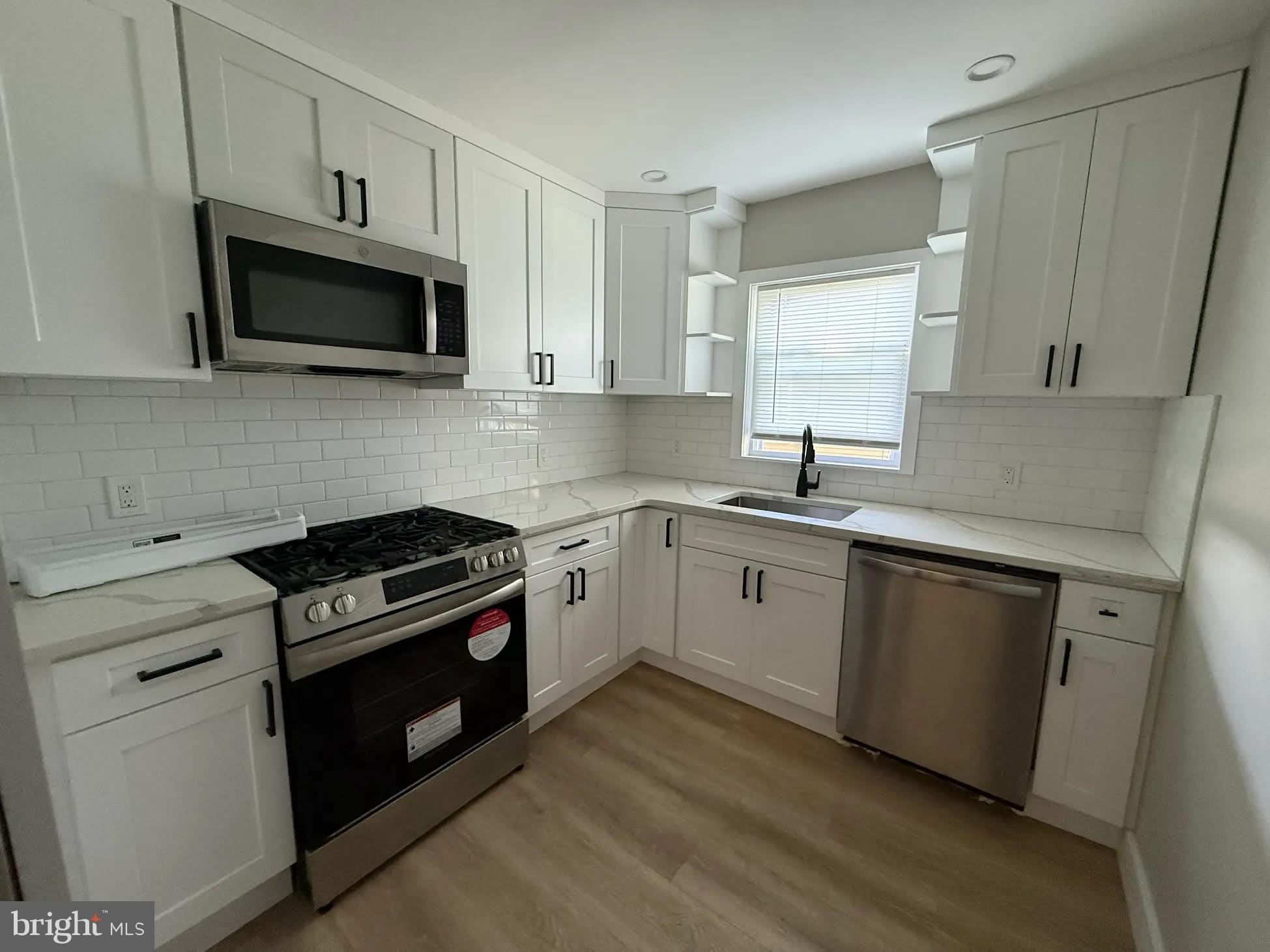 26 Oakland Street – photo 5