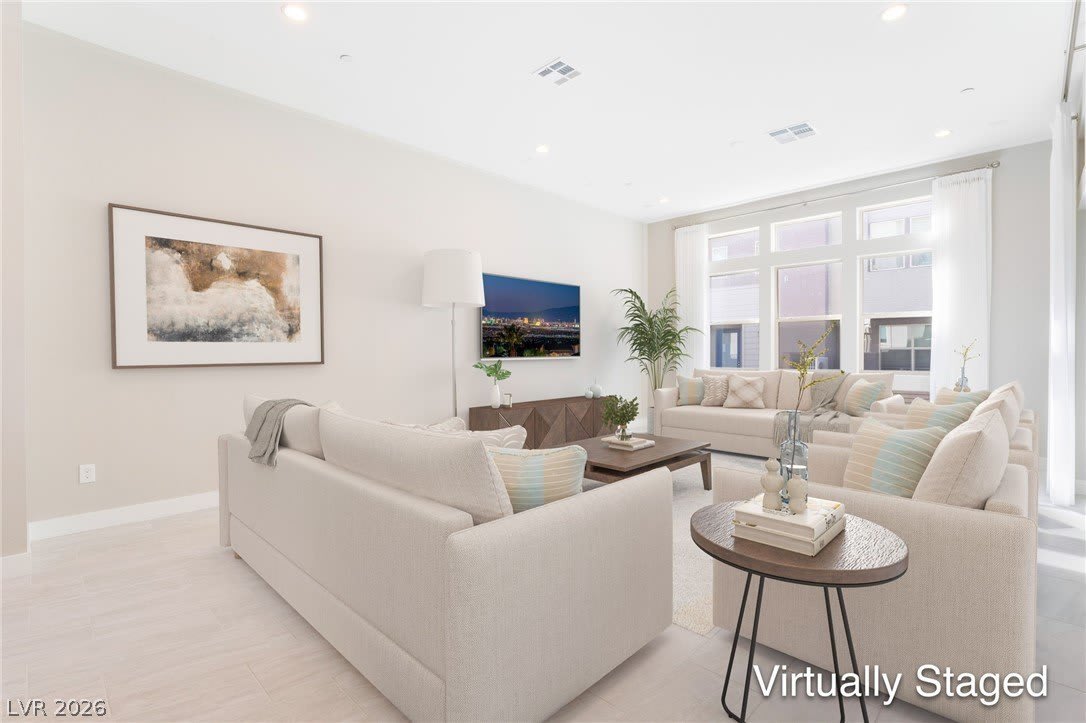667 Grey Saker Street – photo 5