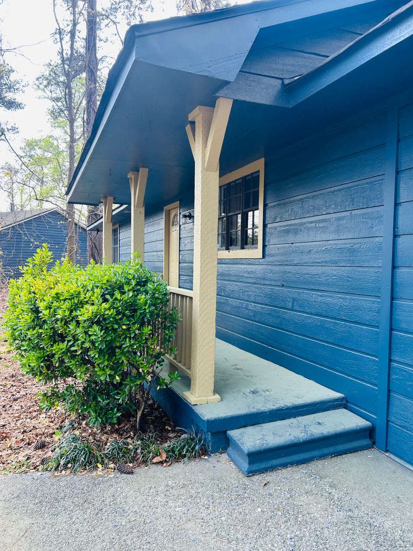 Wow Stunning Fully Renovated 3 Bedroom 2 Bathroom Home In Riverdale Must See – photo 4