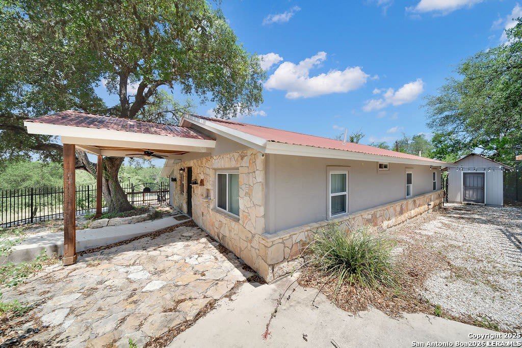 690 Windrush – photo 2