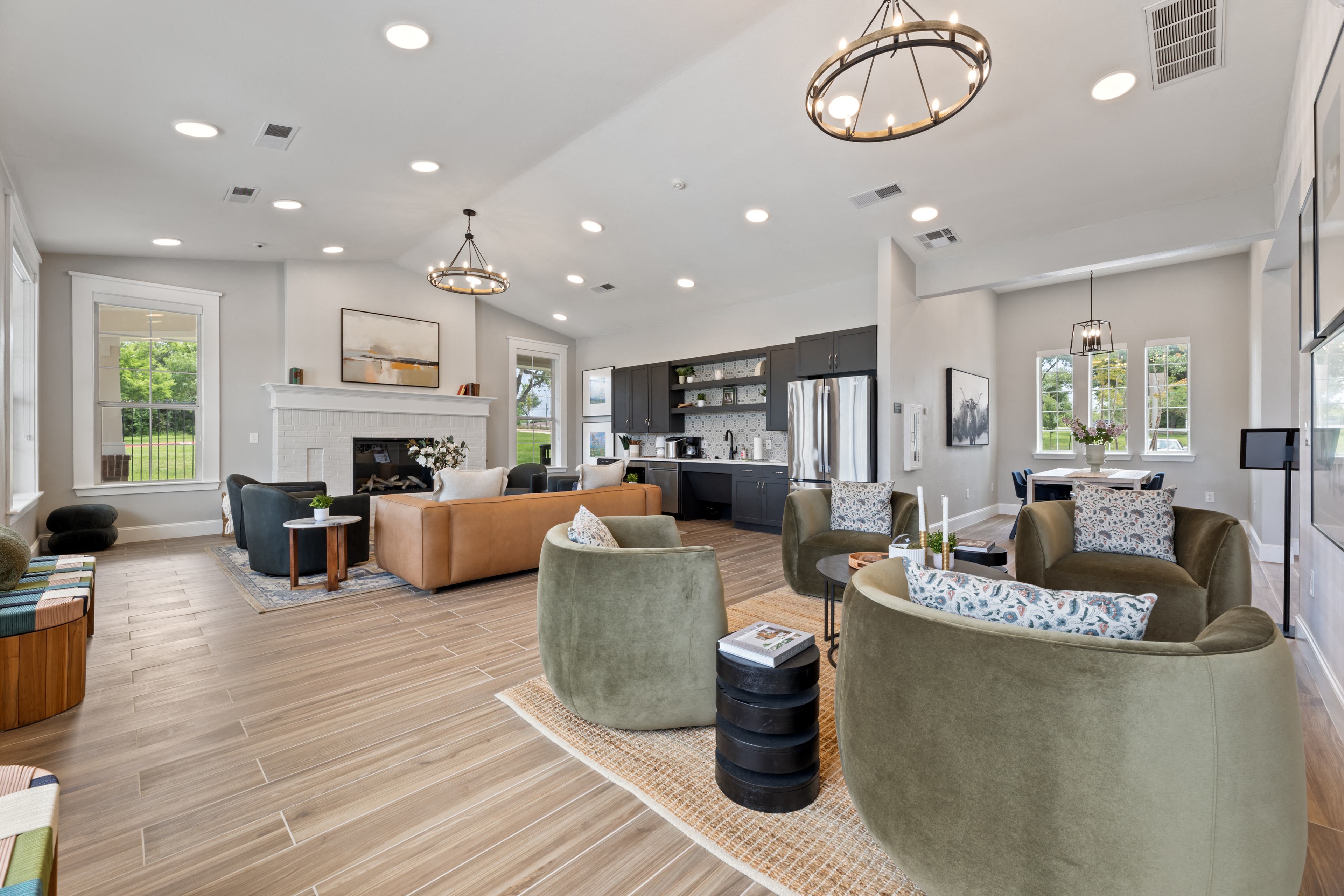 Sandy Creek Apartments – photo 4