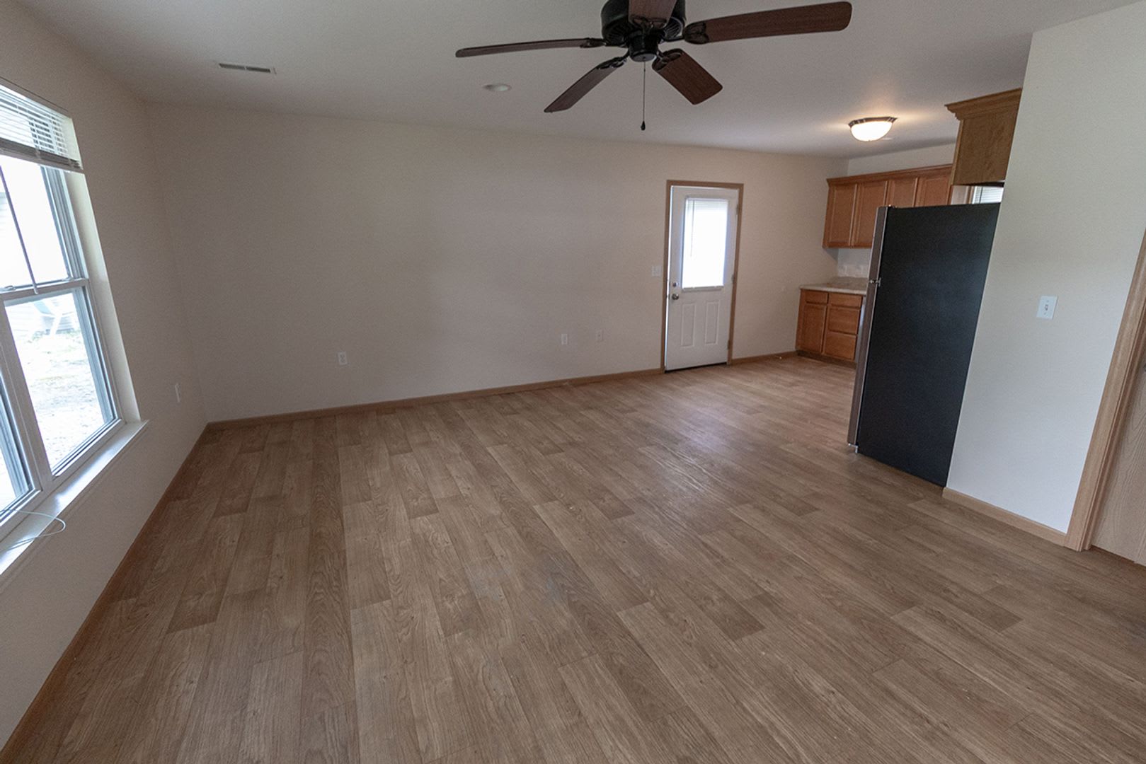 2 Bedroom Ranch Home – photo 4