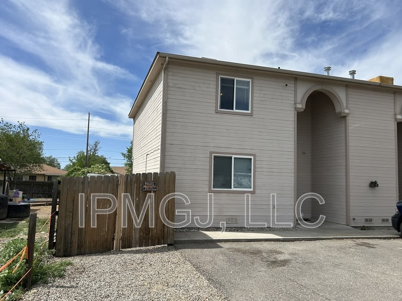 2867 Pinyon Avenue – photo 4