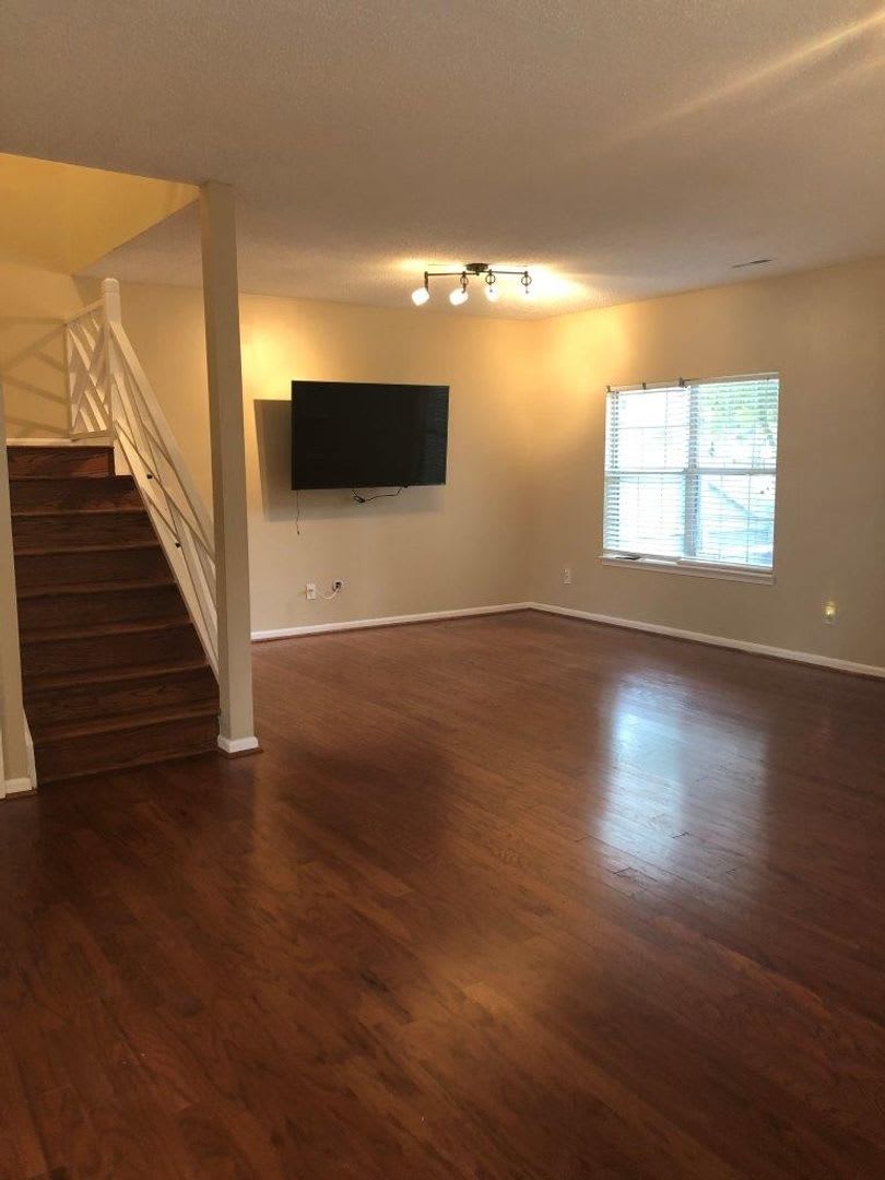 820 E. Willow Point Place, Newport News – photo 3