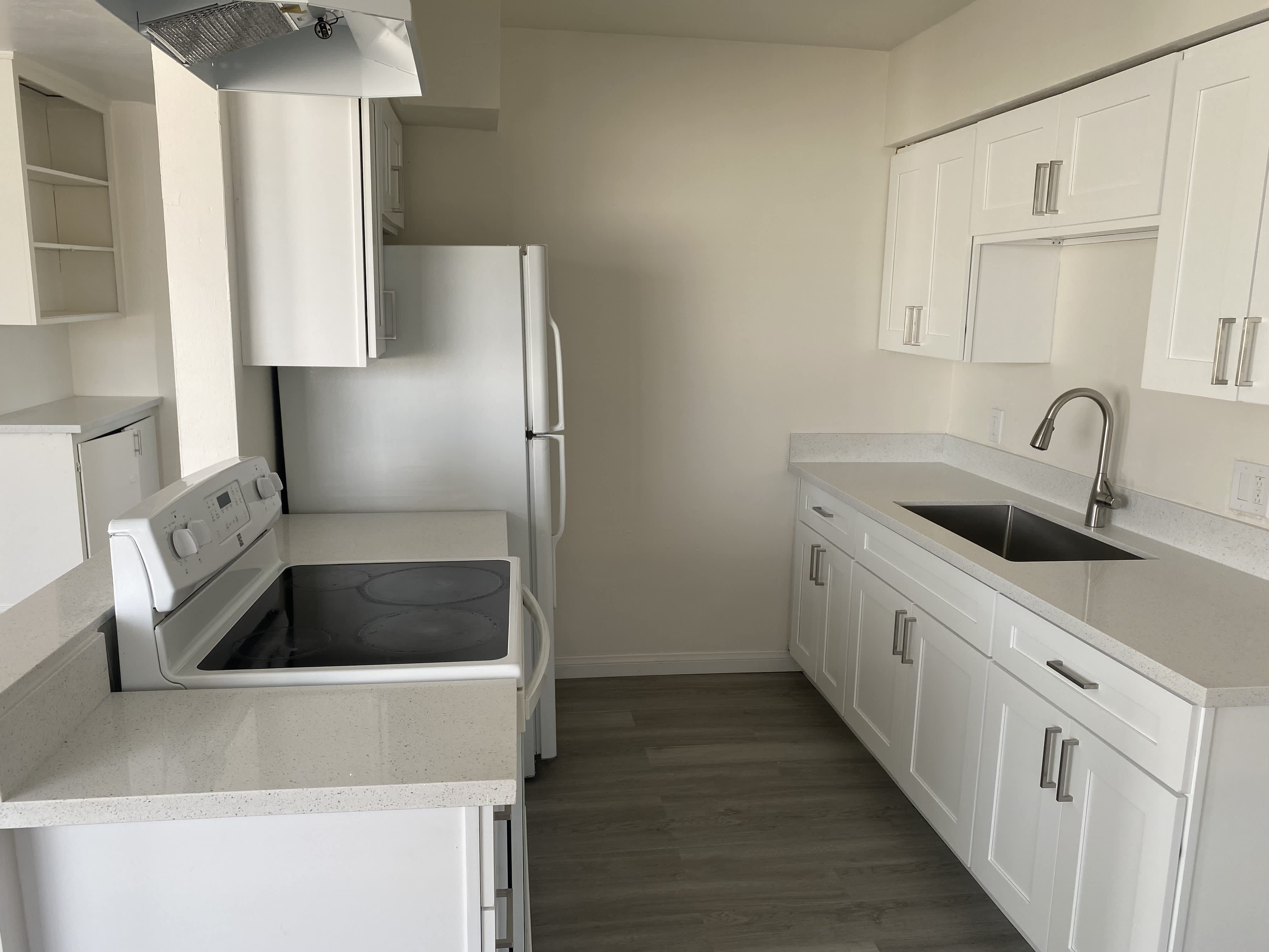 3877 Menlo Ave – photo 5