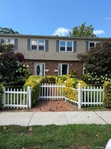 11 Chestnut Street – photo 1