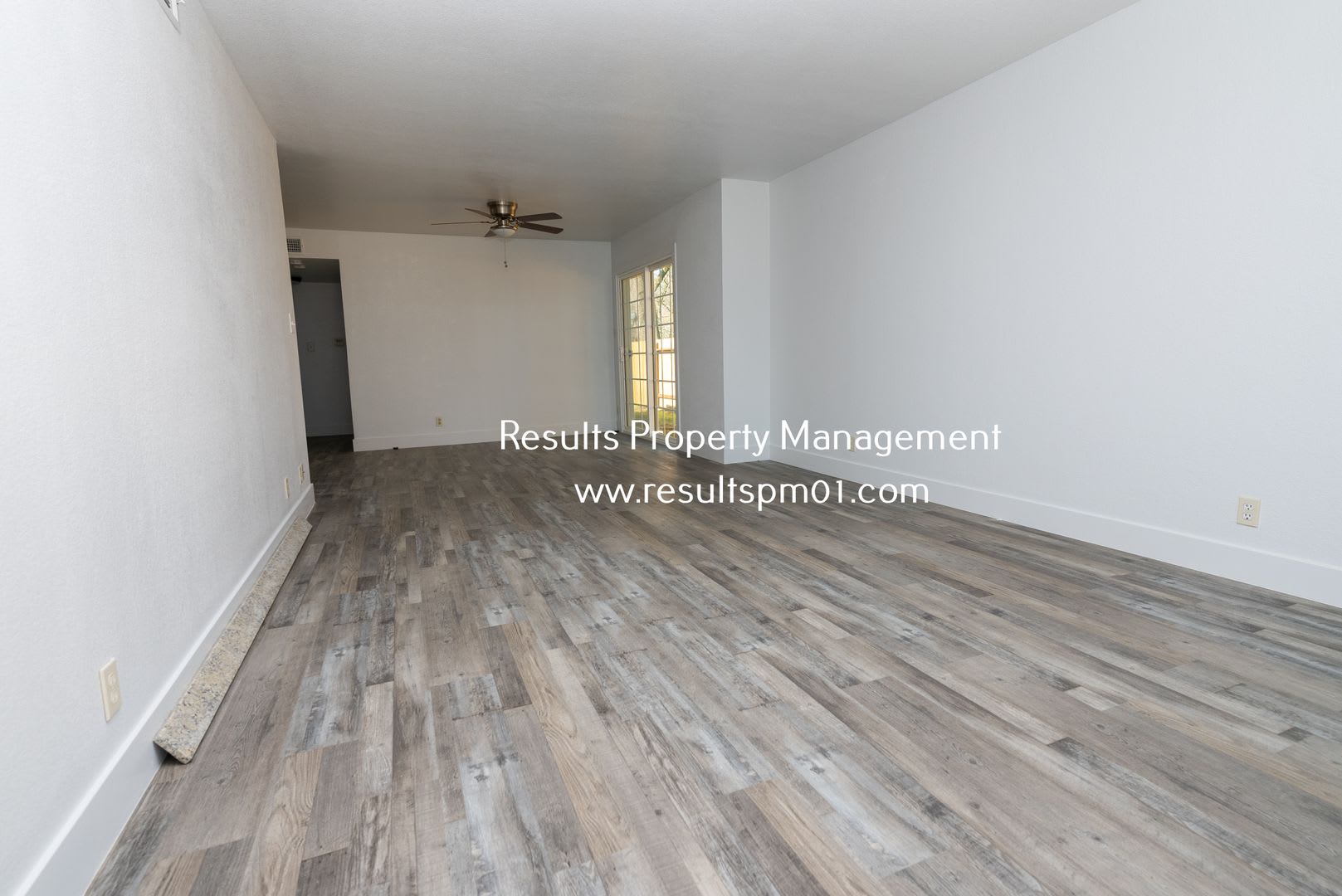 Charming 2 Bed Two Bath Duplex – photo 3