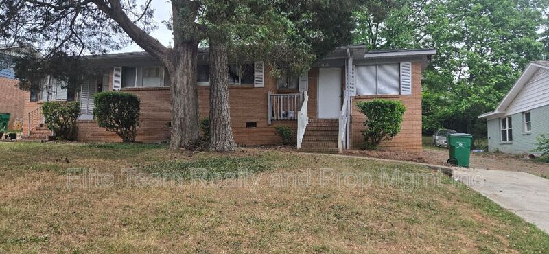 1803 Darbrook Dr – photo 1