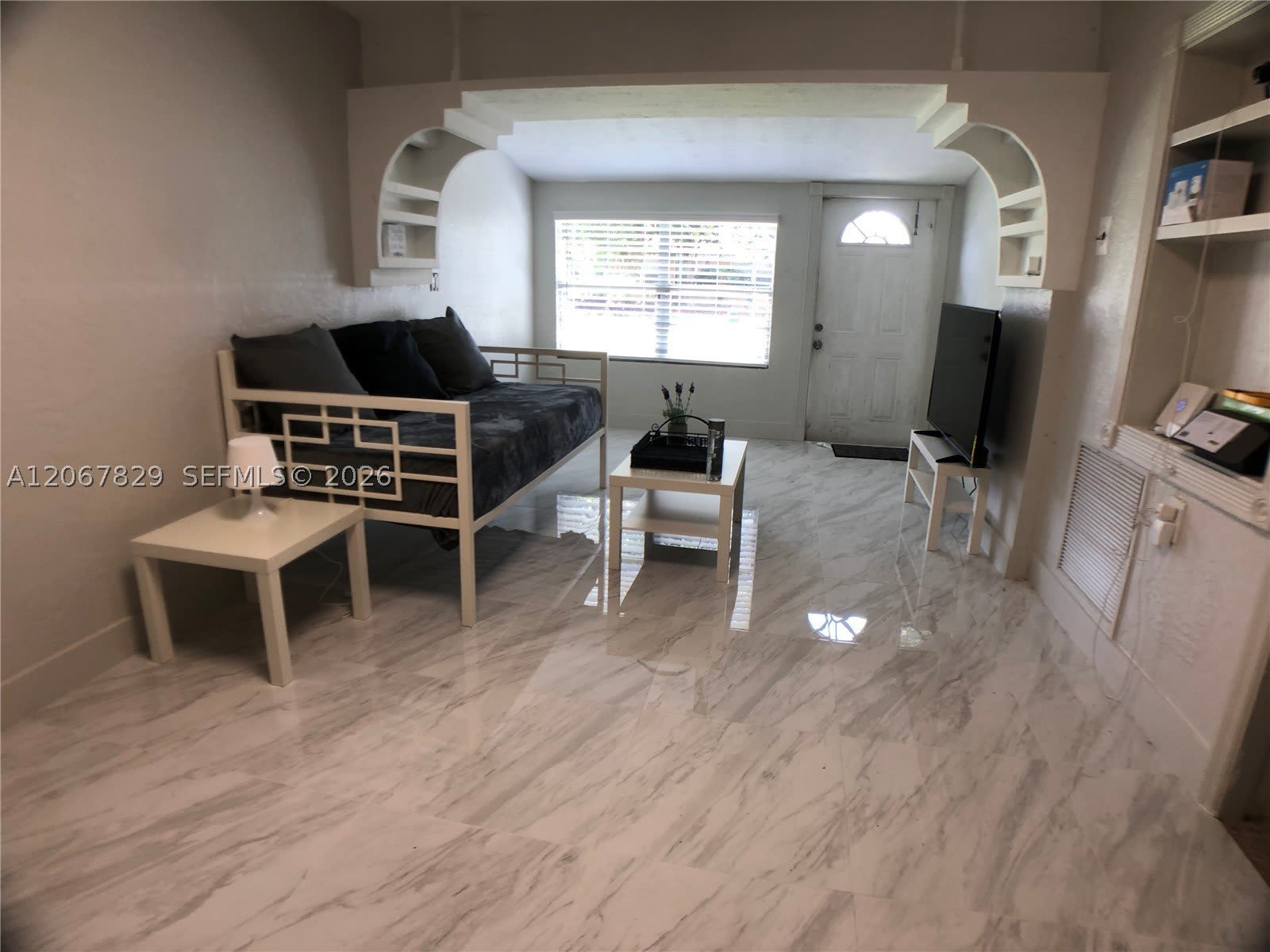2111 Monroe Ter – photo 1