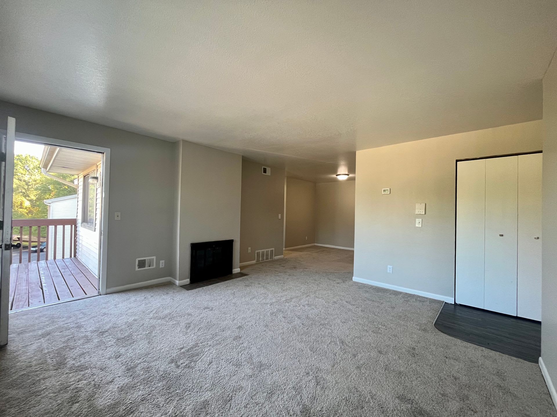 Fox Grove Apartments – photo 1