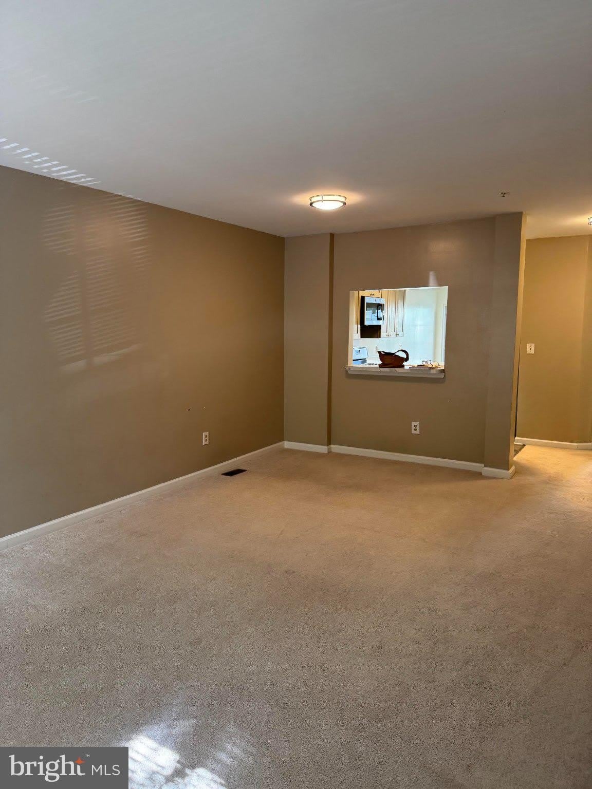 1588 LEEDS CASTLE Drive – photo 3