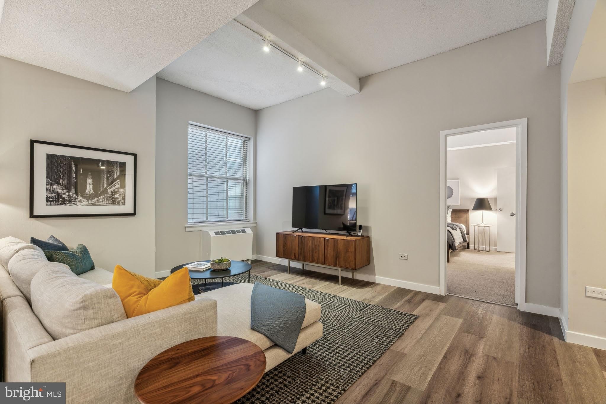 875 SANSOM STREET – photo 3