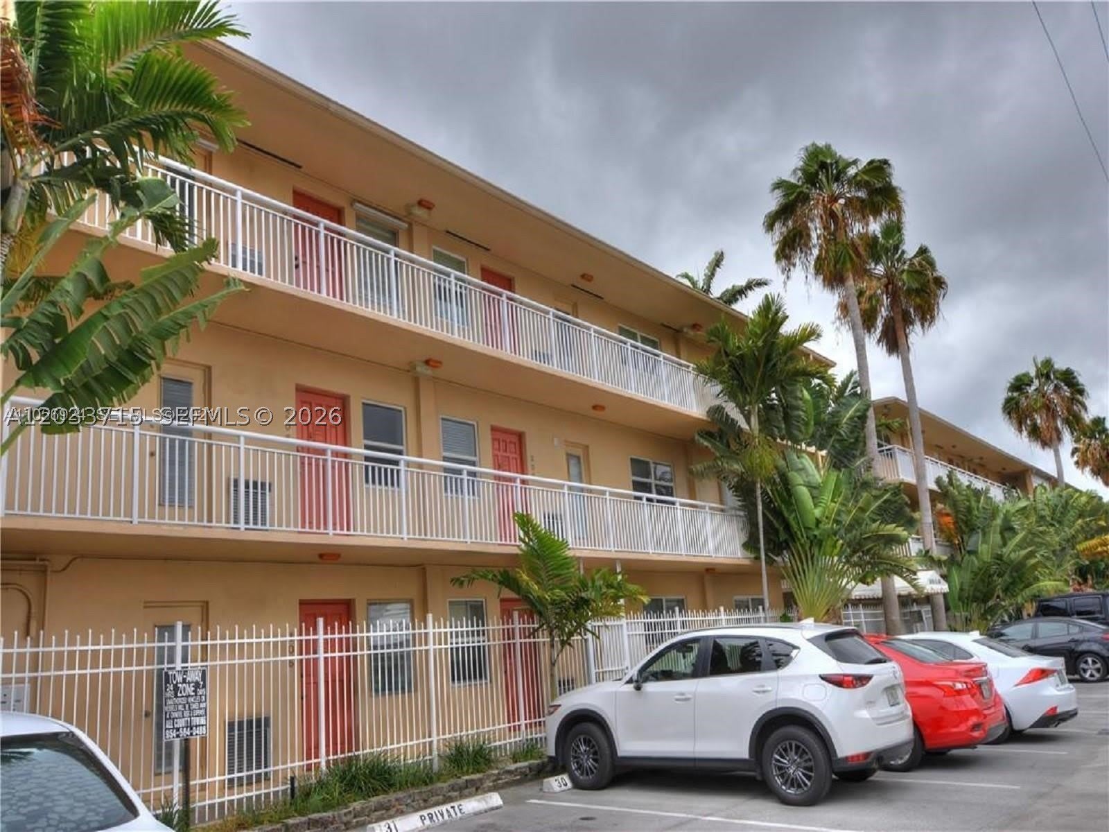 1510 SE 15th St – photo 2