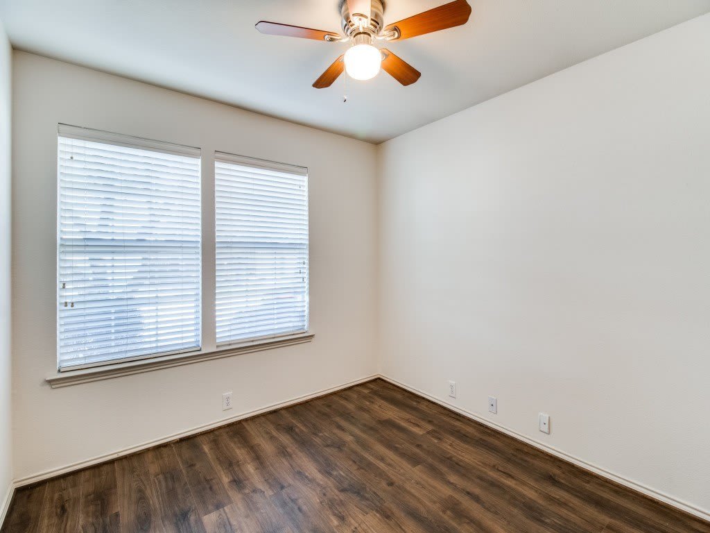 4212 Falcon Drive – photo 3