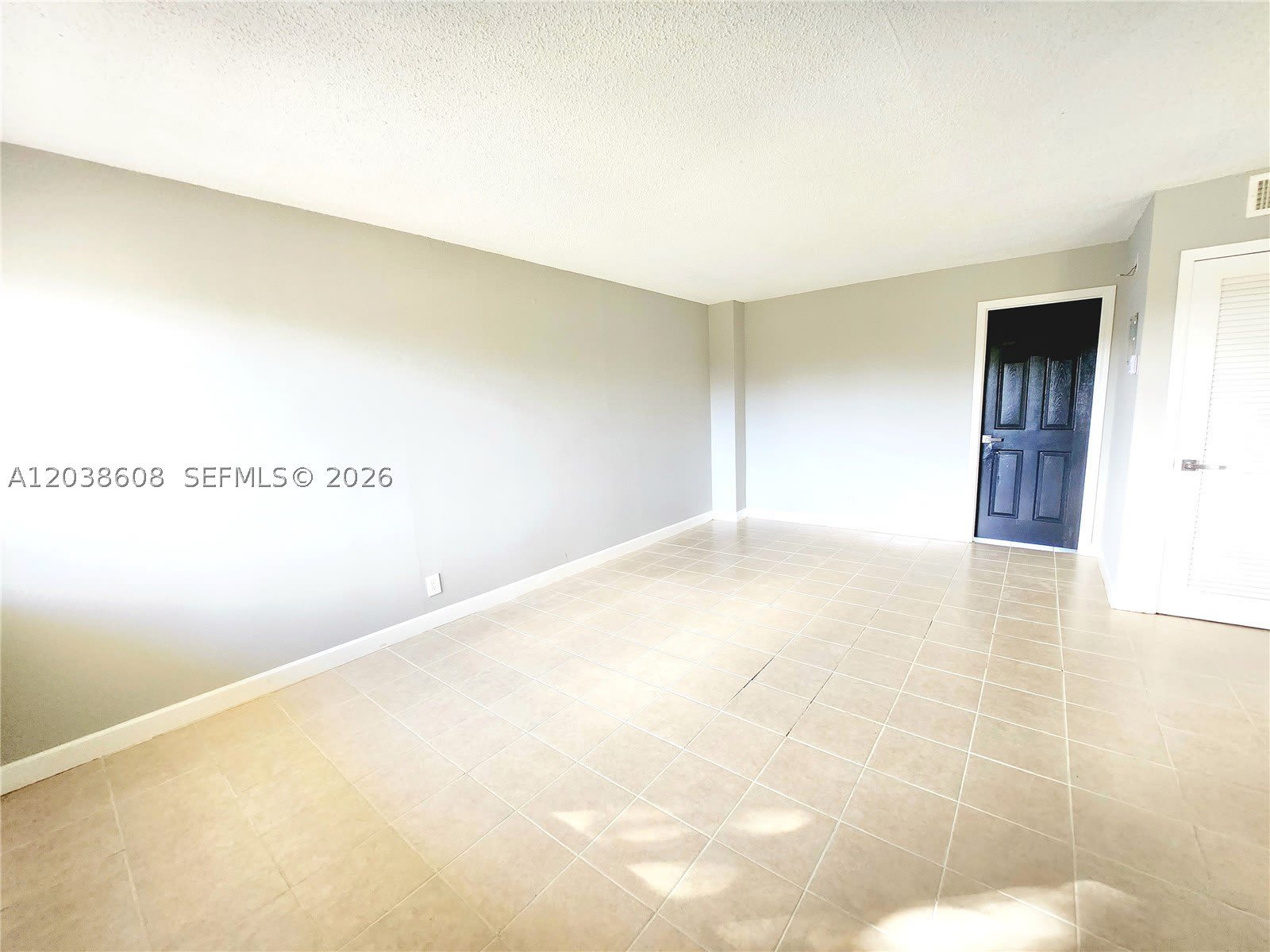 191 SW 15th St – photo 3