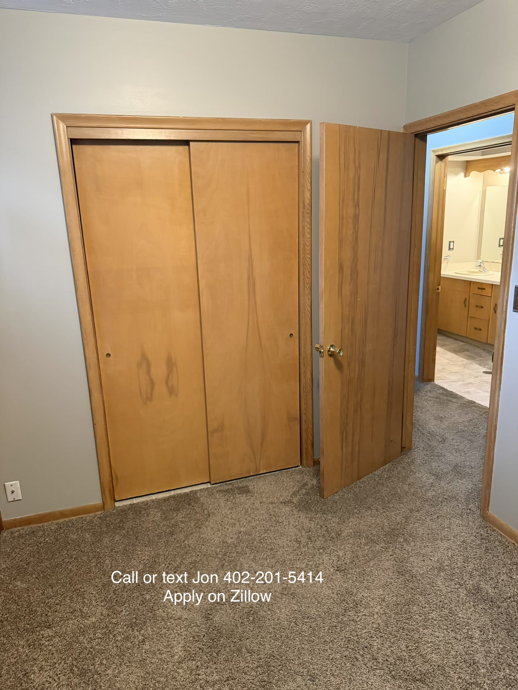 8203 Q Street – photo 4
