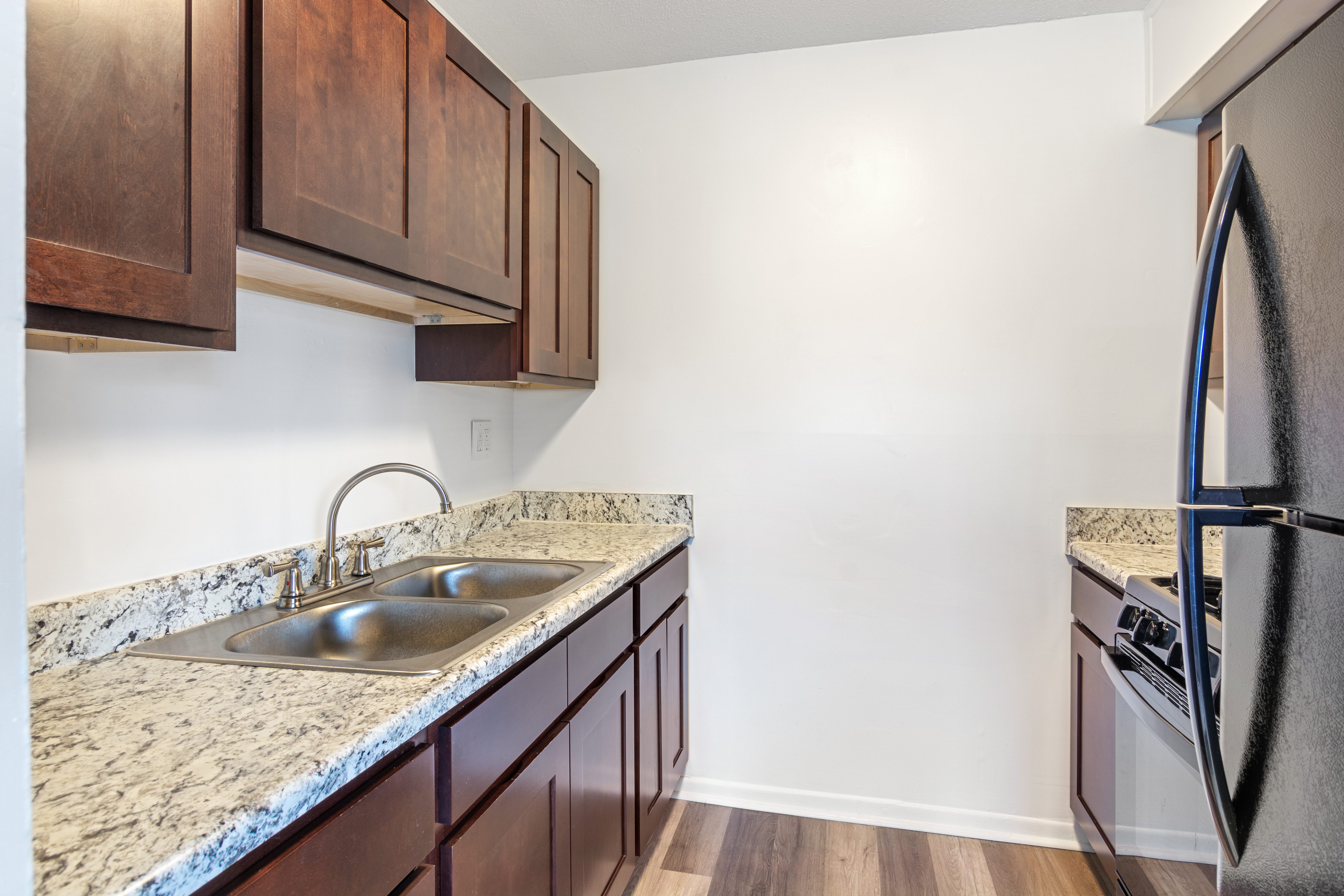 Mercury West Apartments – photo 3