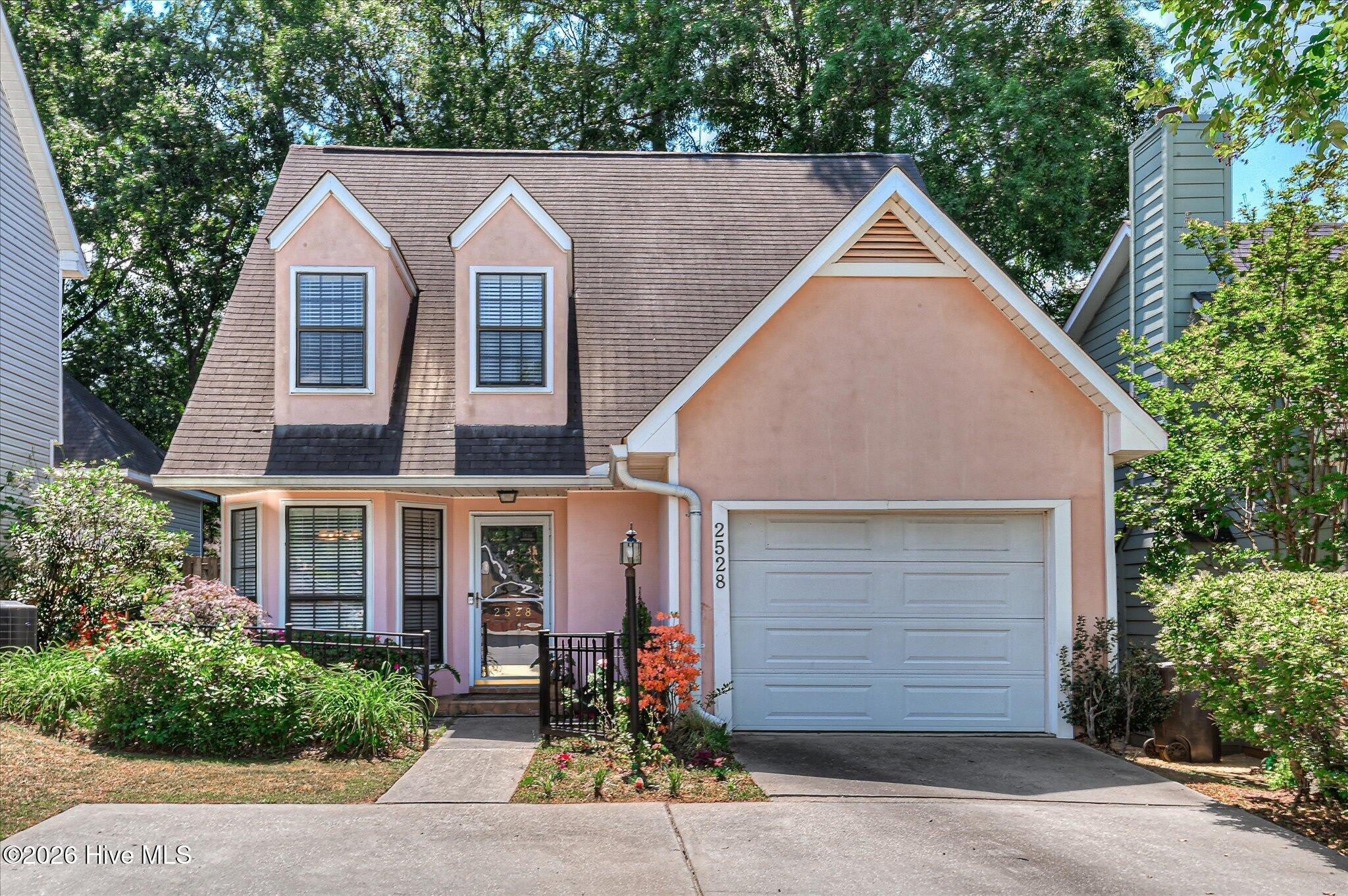 2528 Commons Trace – photo 1