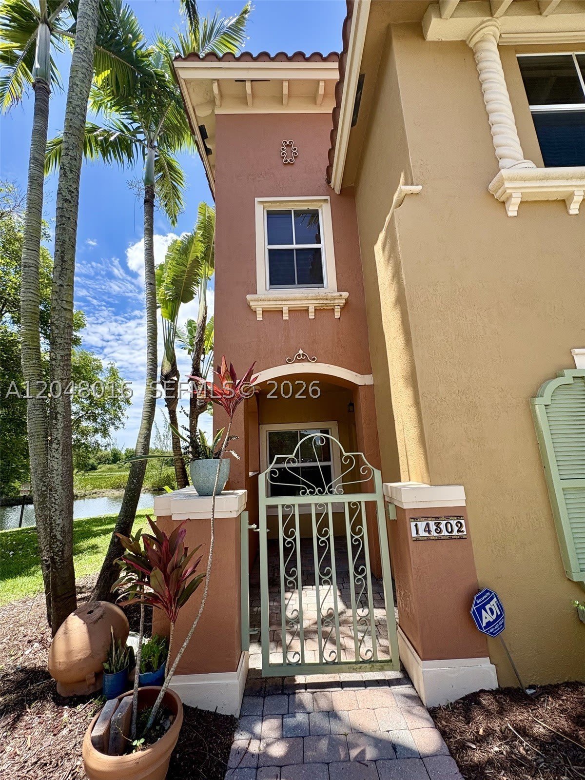 14302 SW 11th St – photo 2