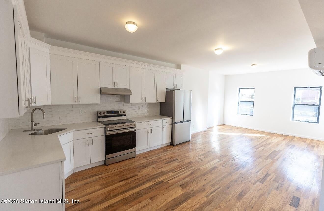 1256 Bay Street – photo 3