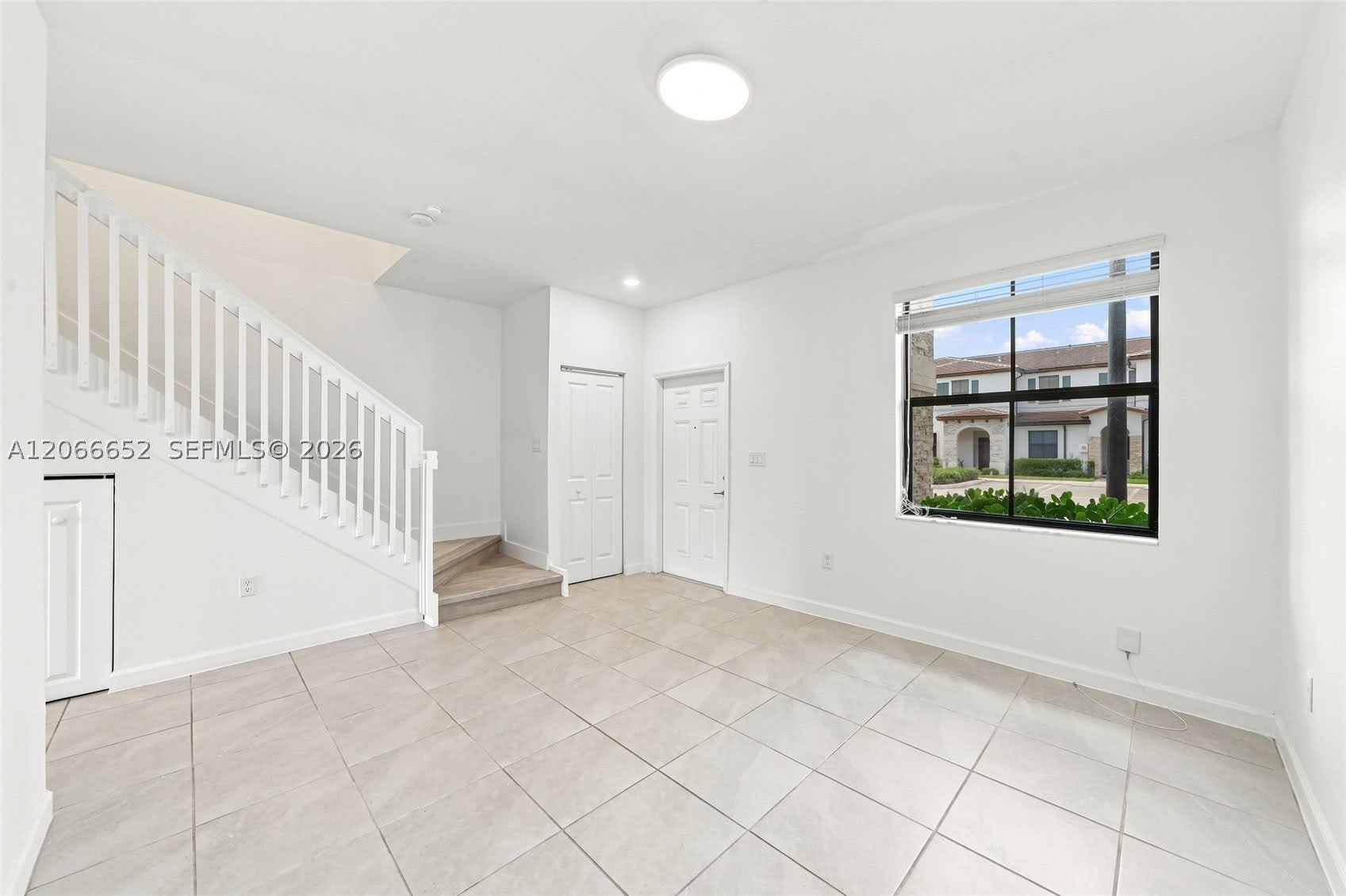 10018 SW 228th Ter – photo 4
