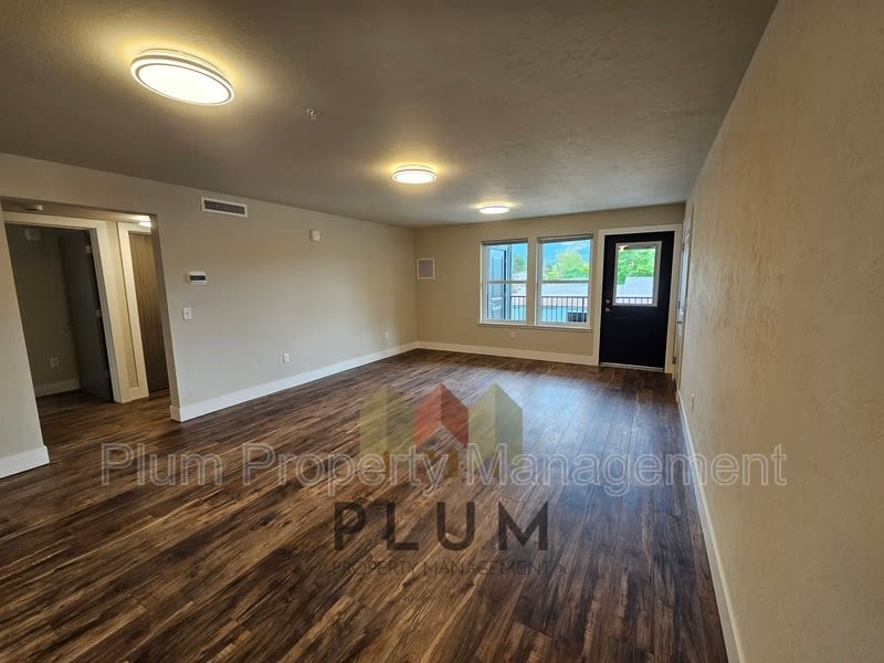 430 Minnesota Avenue – photo 5