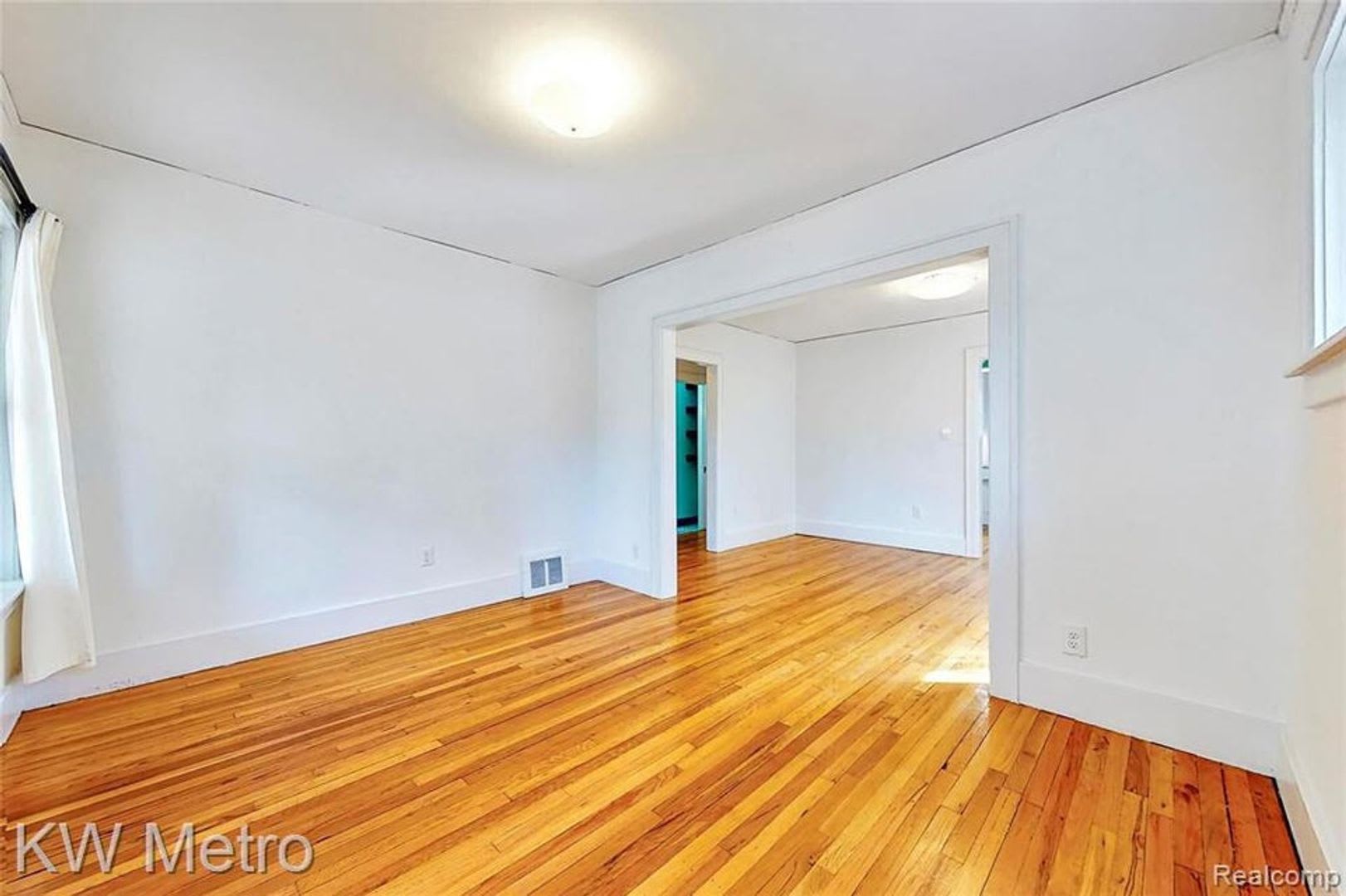New Rental – photo 3