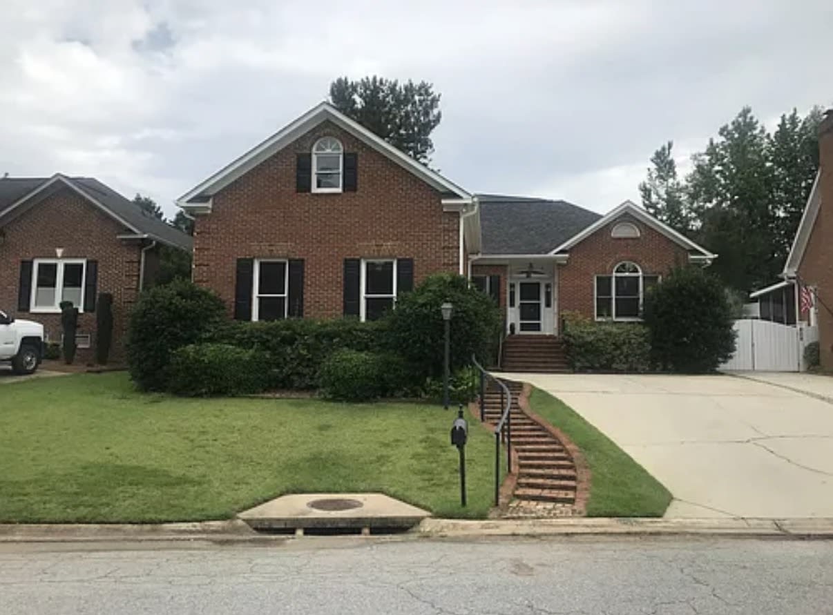 832 Shelter Cove Court – photo 2