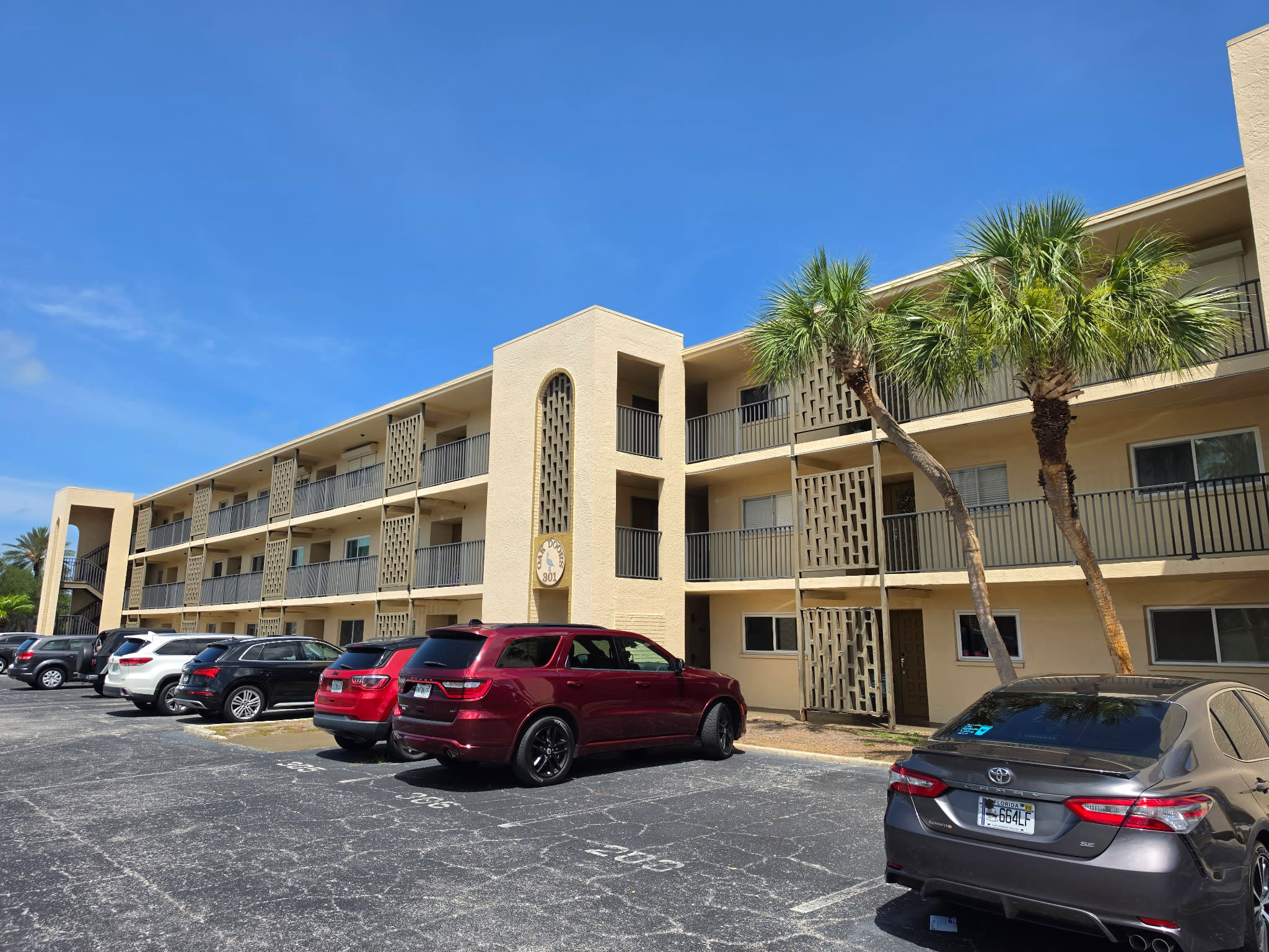 301 87th Avenue – photo 1